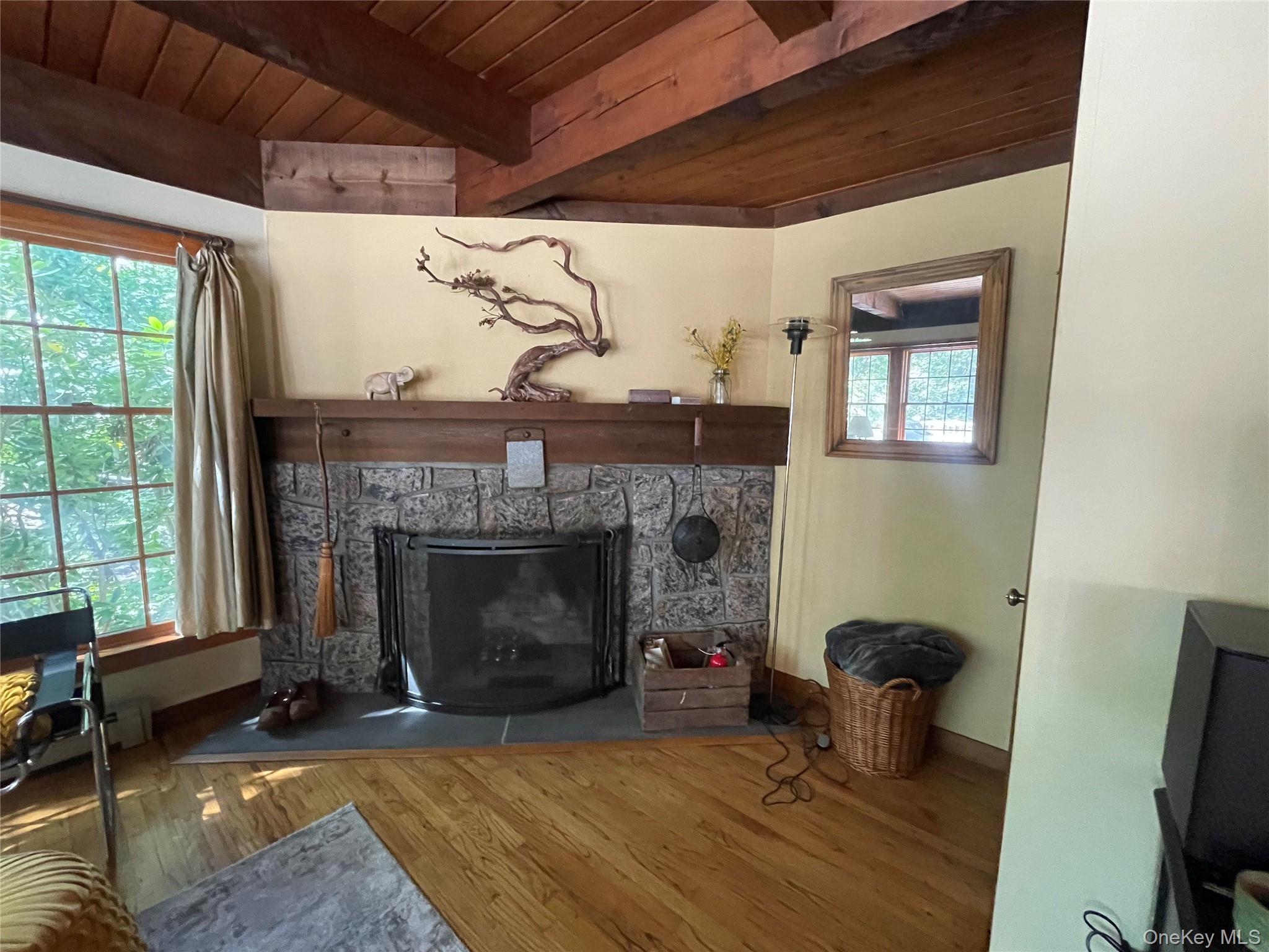 #13 photo, 106 Laurel Lane, Port Jefferson , NY 11777