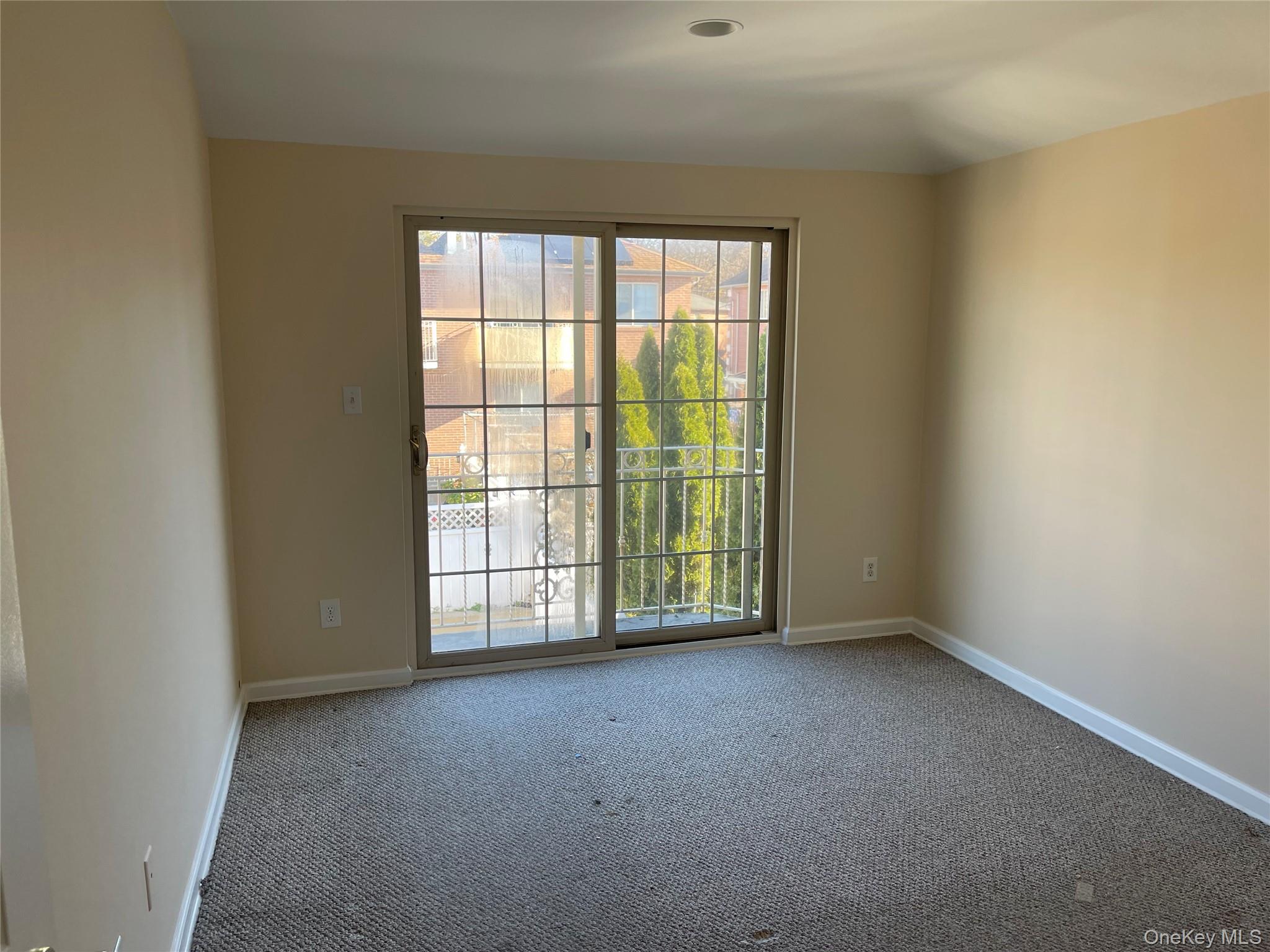 #12 photo, 88-22 70th Road, Forest Hills , NY 11375