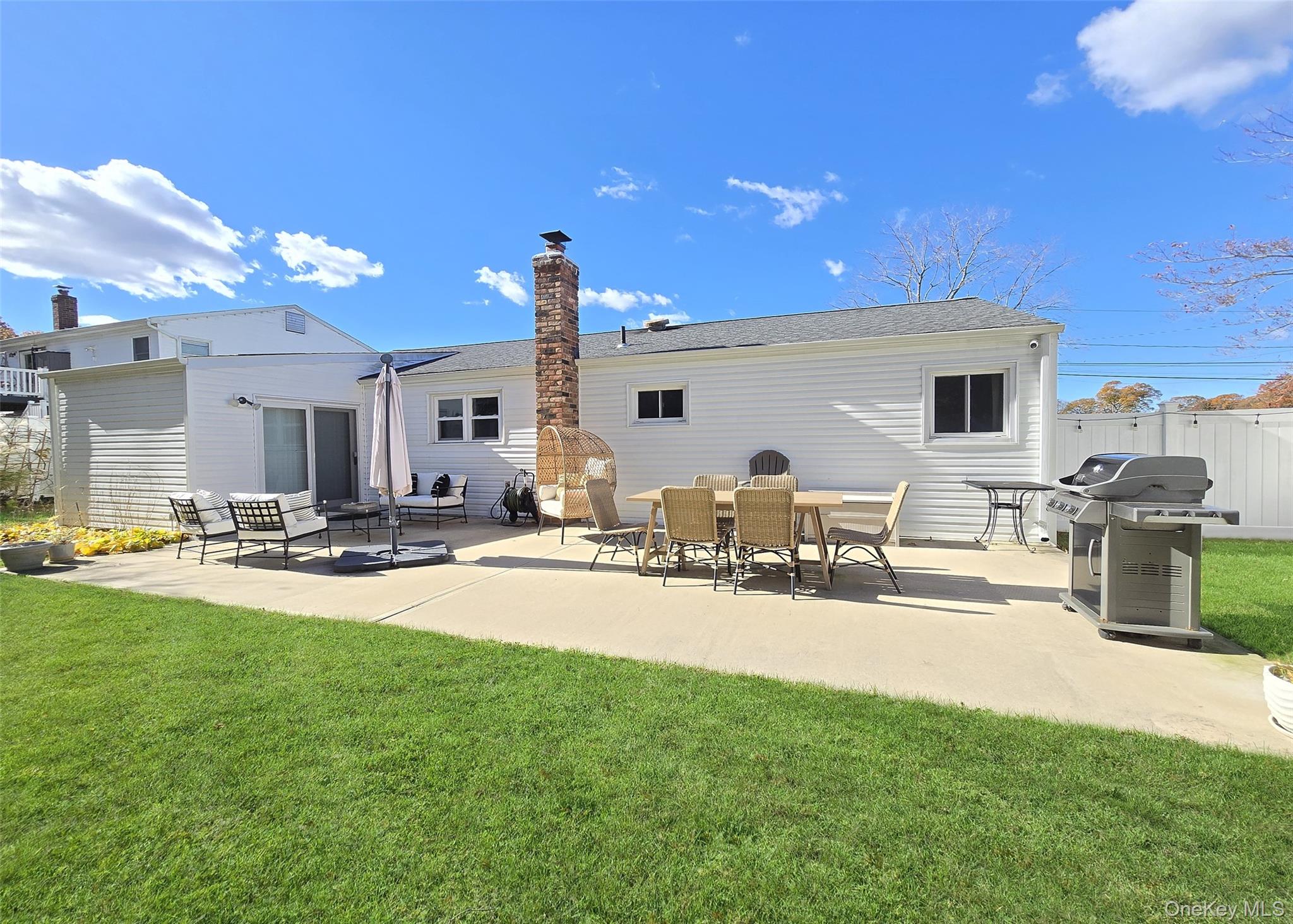 #16 photo, 45 Rose Place, Selden , NY 11784