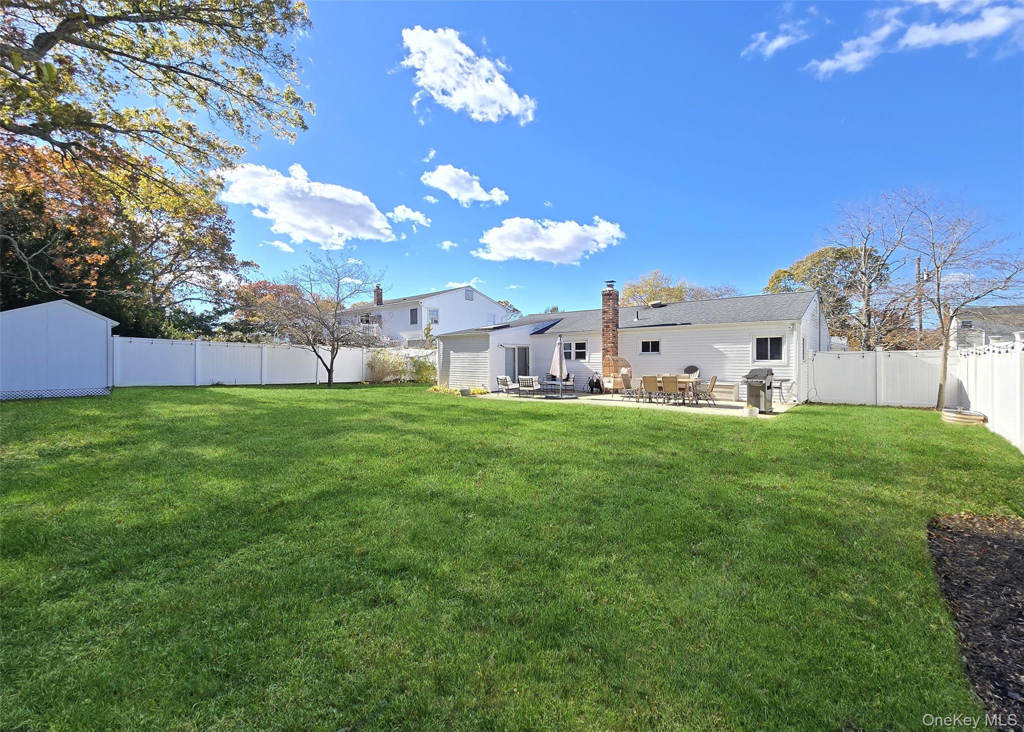 #17 photo, 45 Rose Place, Selden , NY 11784