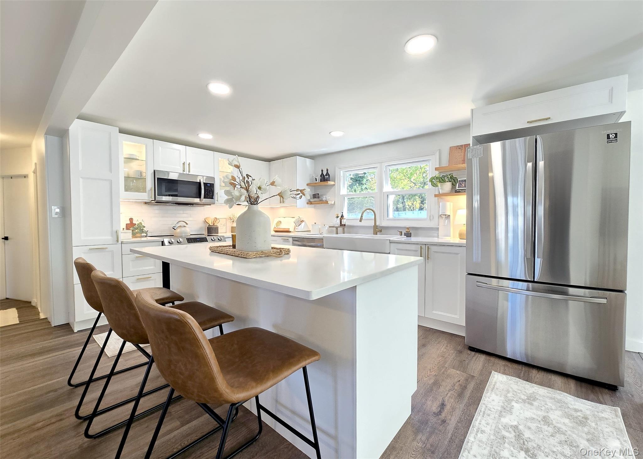 #5 photo, 45 Rose Place, Selden , NY 11784