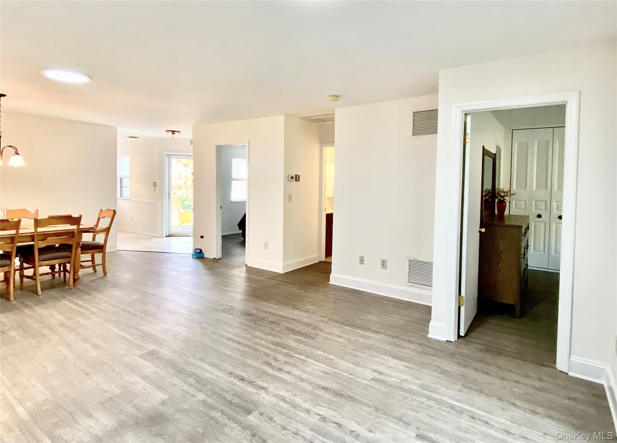 #11 photo, 22 Knolls Drive, Stony Brook , NY 11790