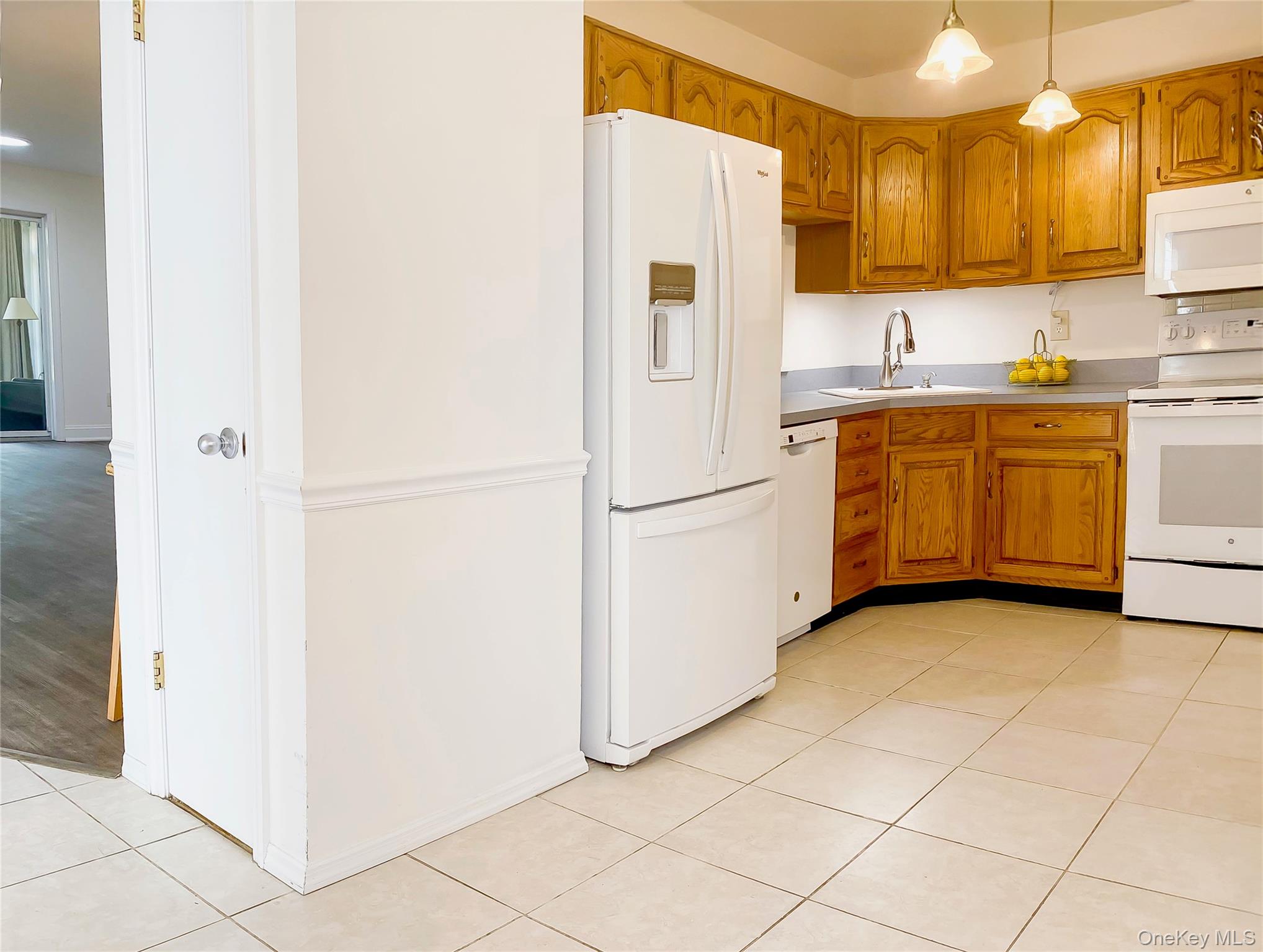 #4 photo, 22 Knolls Drive, Stony Brook , NY 11790