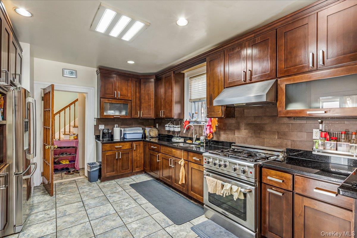 #12 photo, 4211 208th Street, Bayside , NY 11361