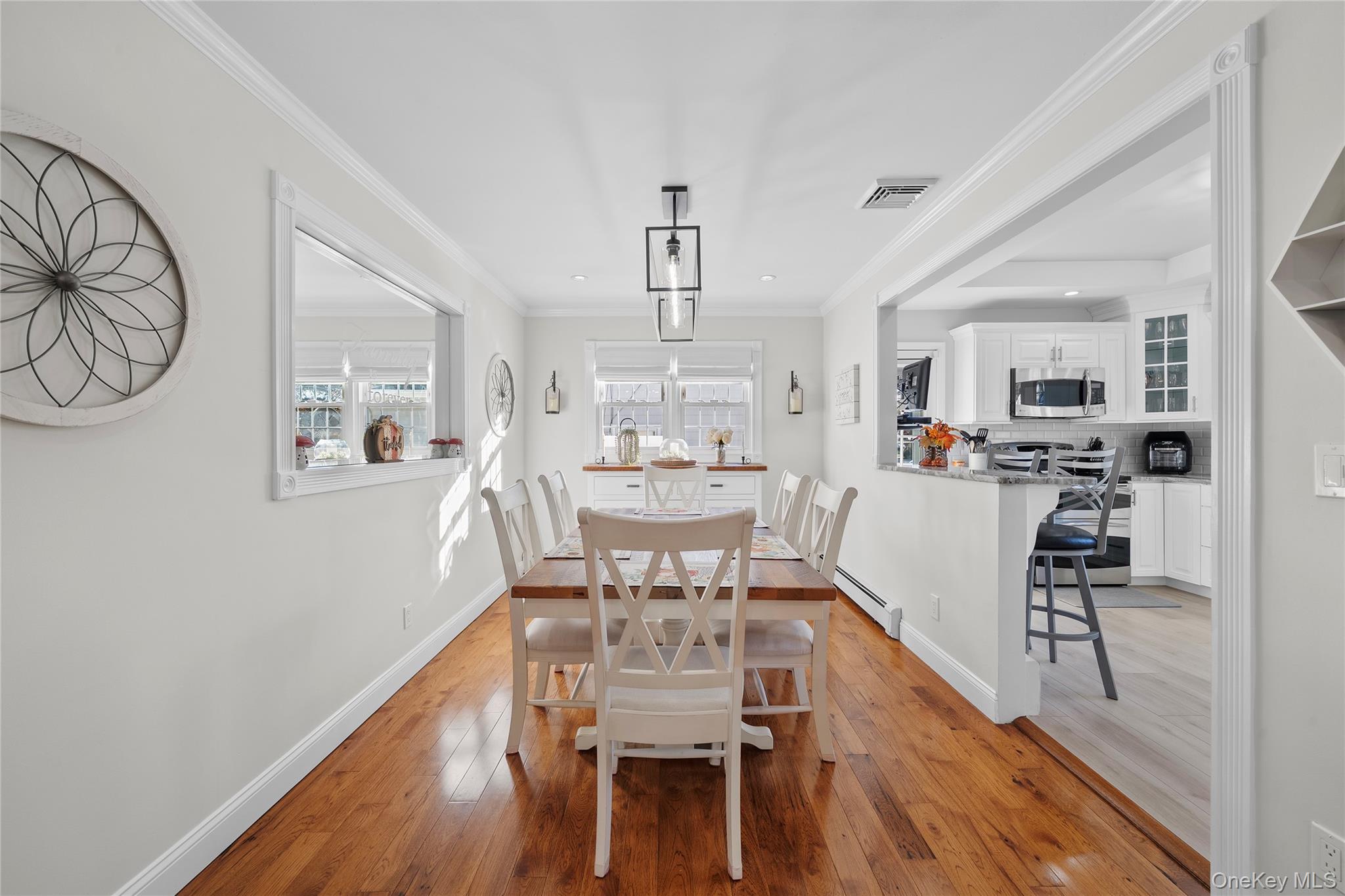 #12 photo, 160 Grand Central Avenue, Amityville , NY 11701