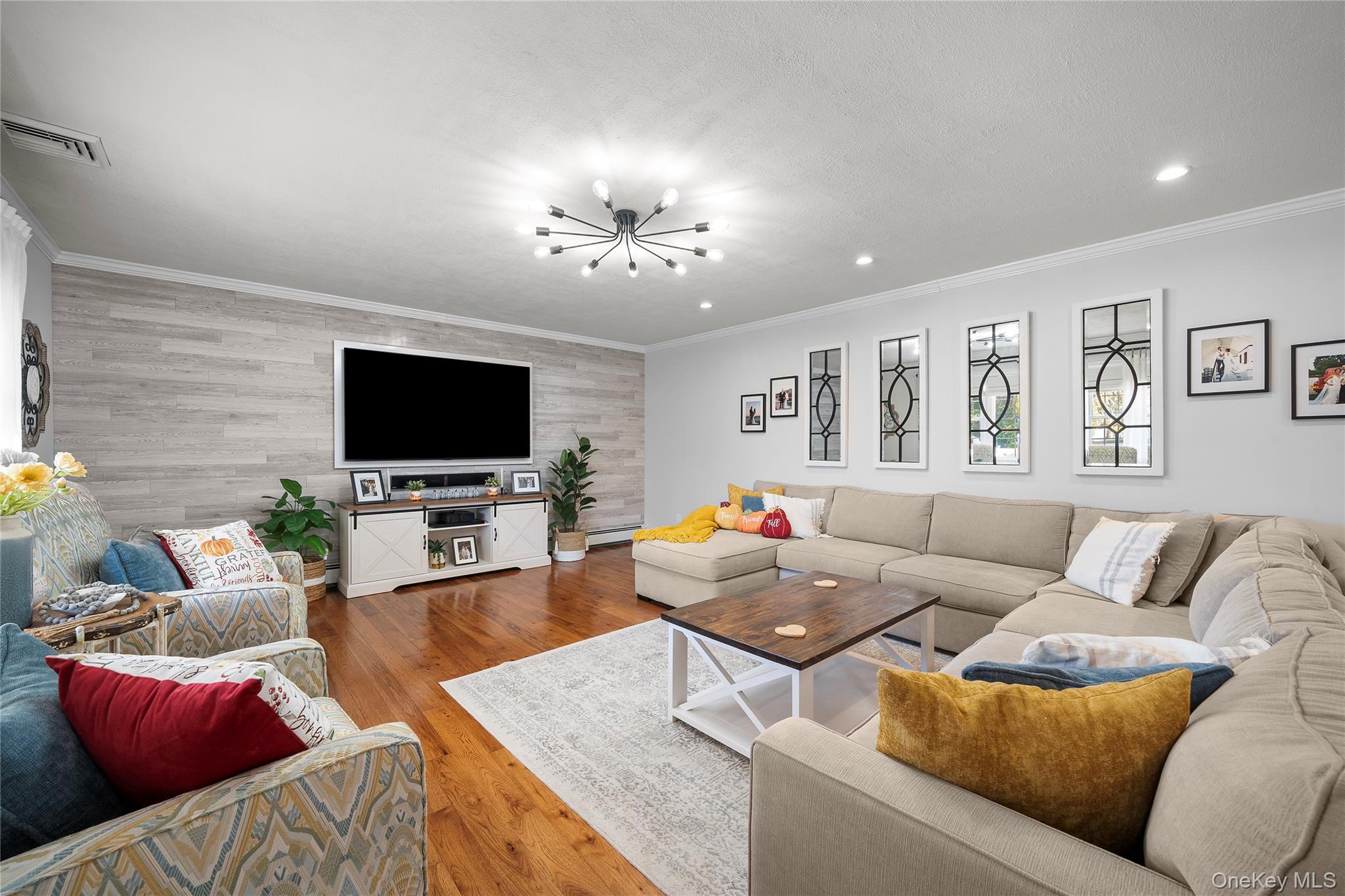 #6 photo, 160 Grand Central Avenue, Amityville , NY 11701