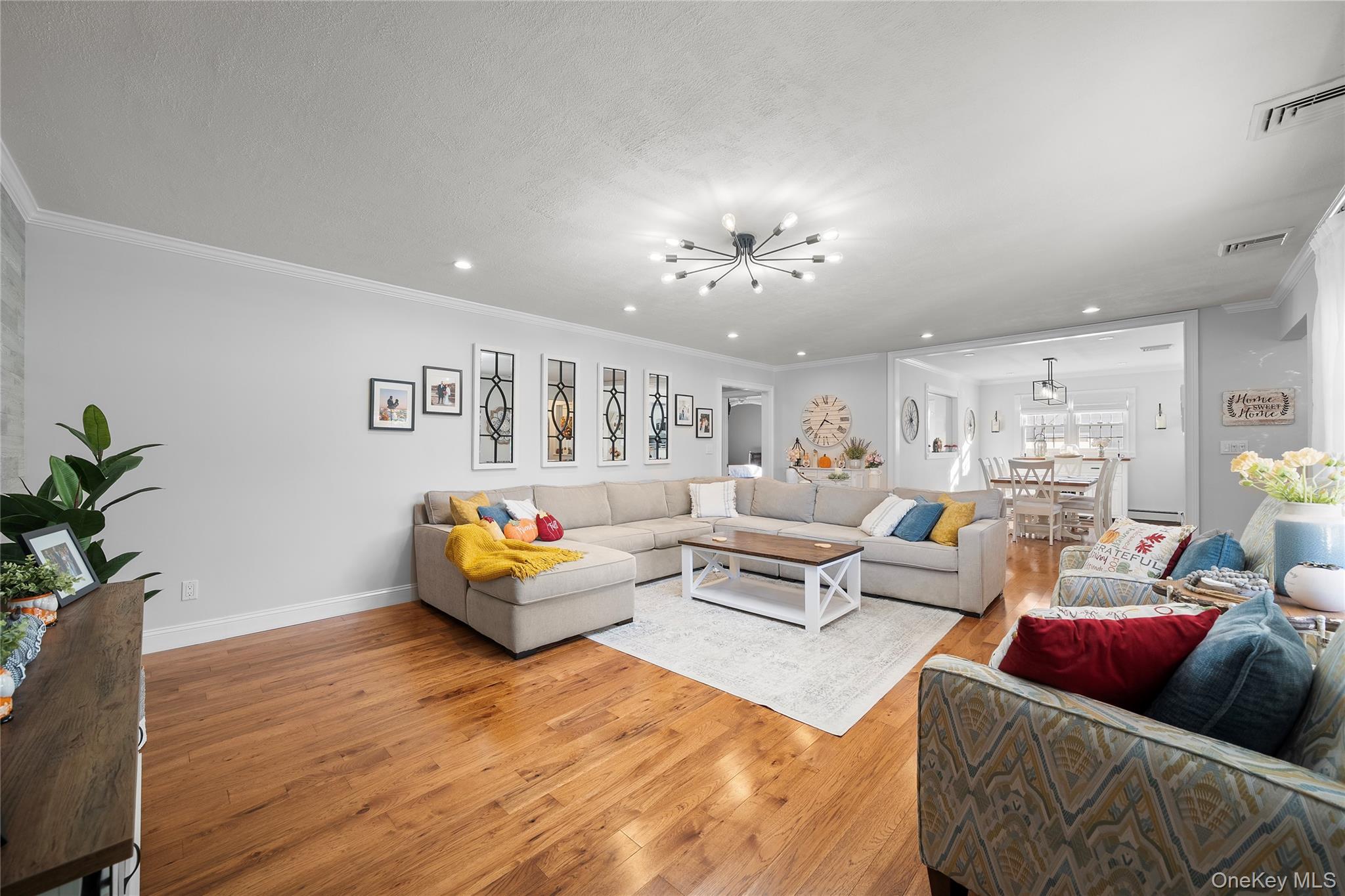 #7 photo, 160 Grand Central Avenue, Amityville , NY 11701