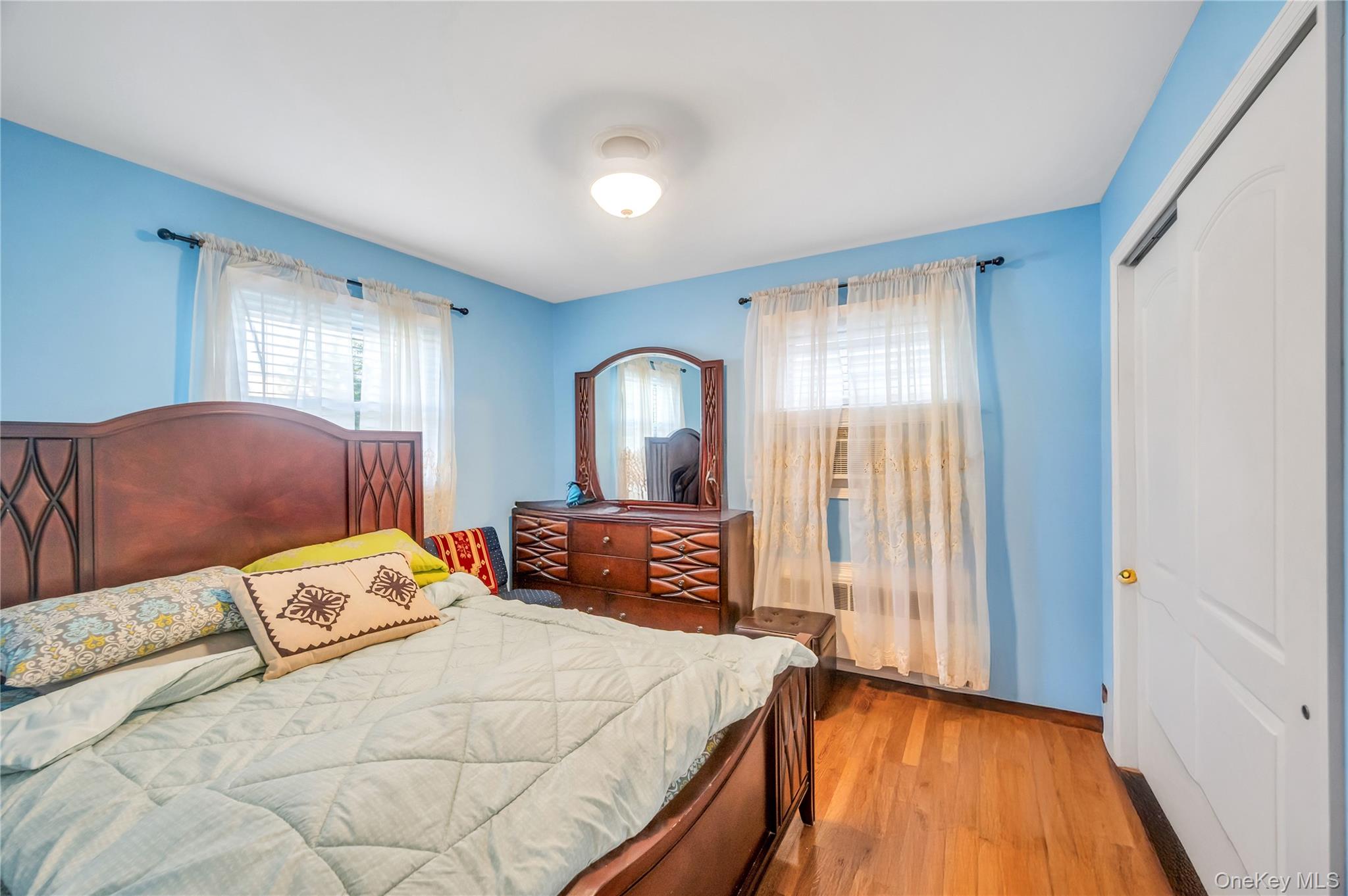 #10 photo, 154 8th Street, Bethpage , NY 11714