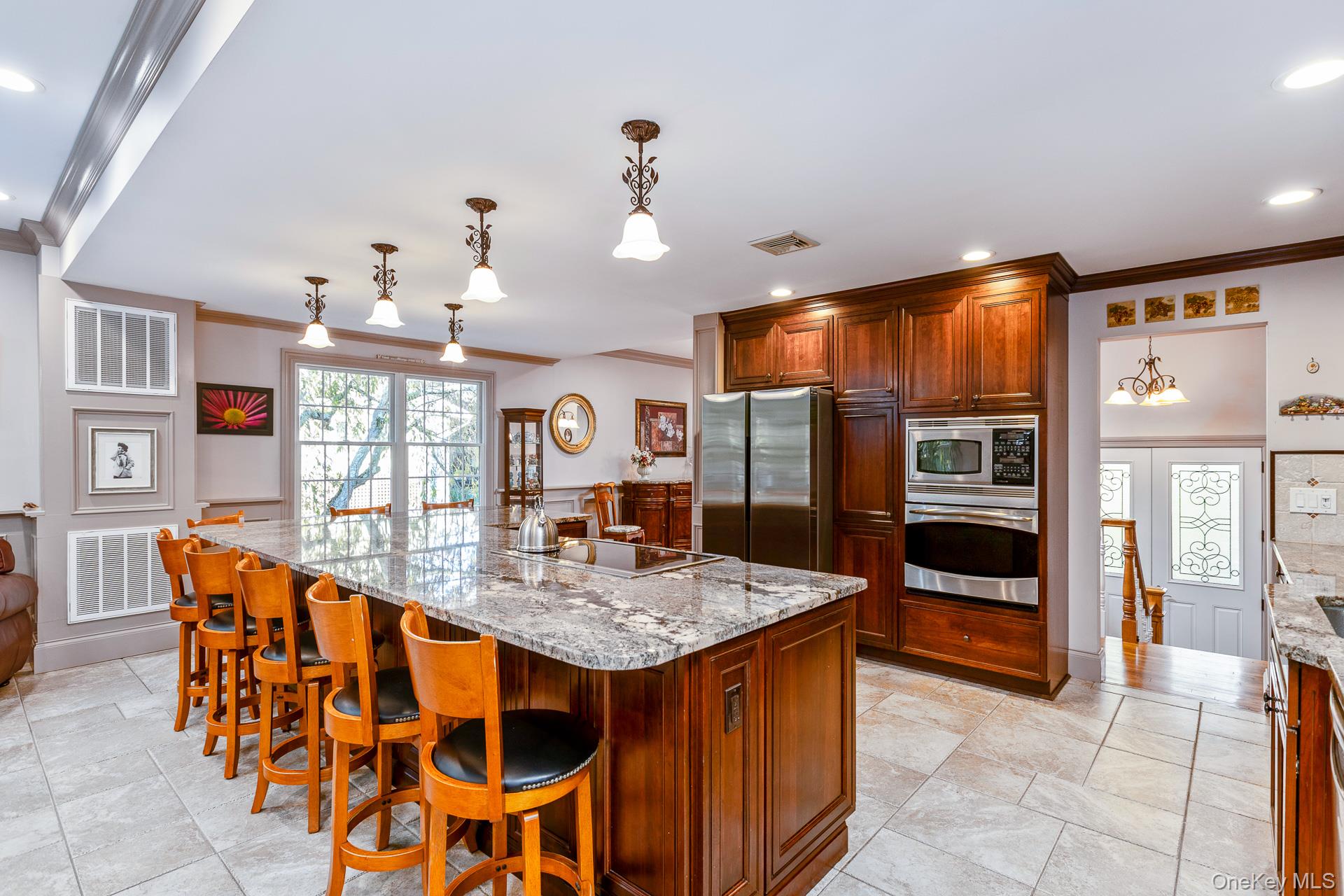 #10 photo, 190 Northern Boulevard, Saint James , NY 11780