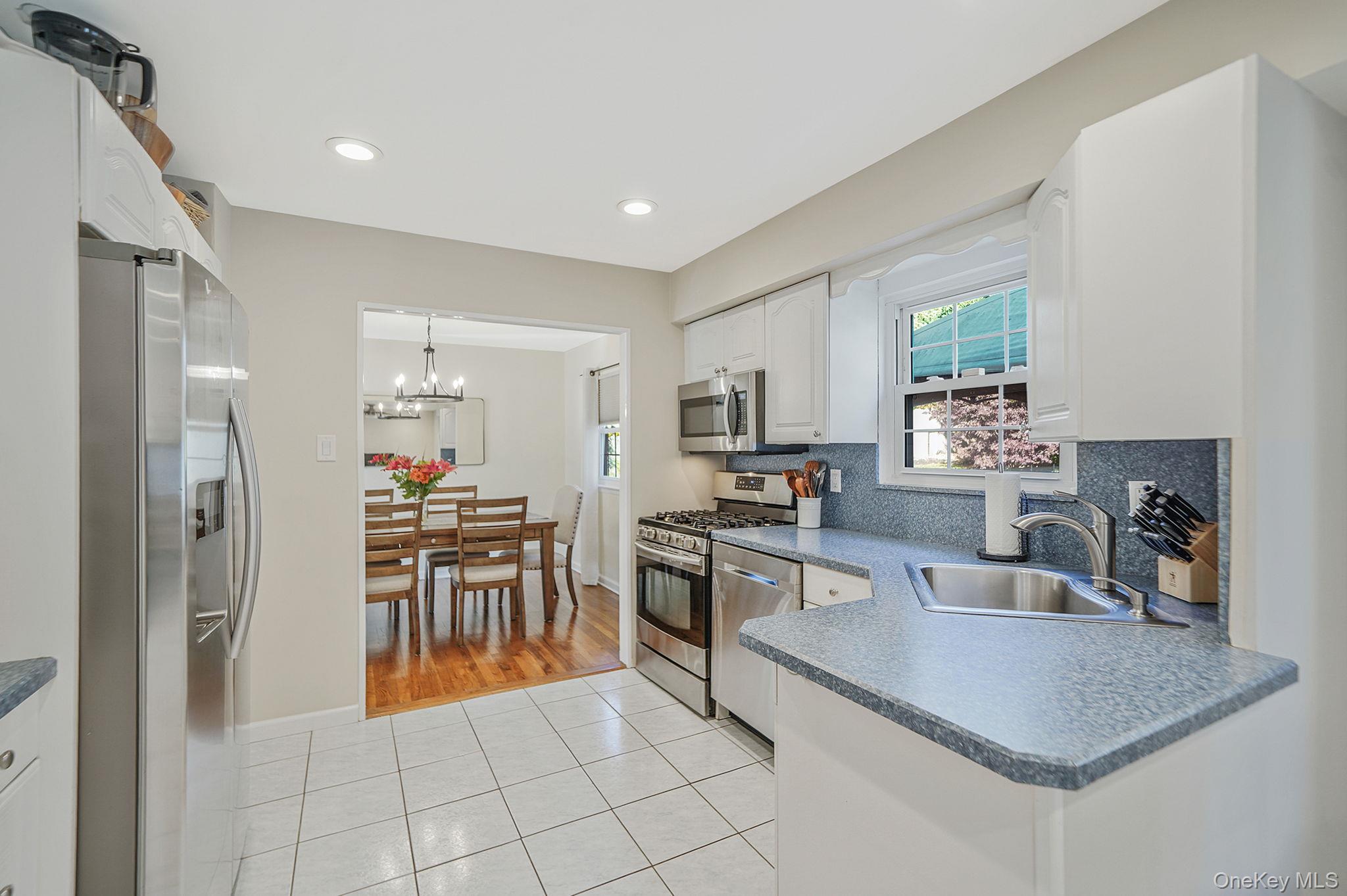 #12 photo, 11 Joyce Drive, Hauppauge , NY 11788