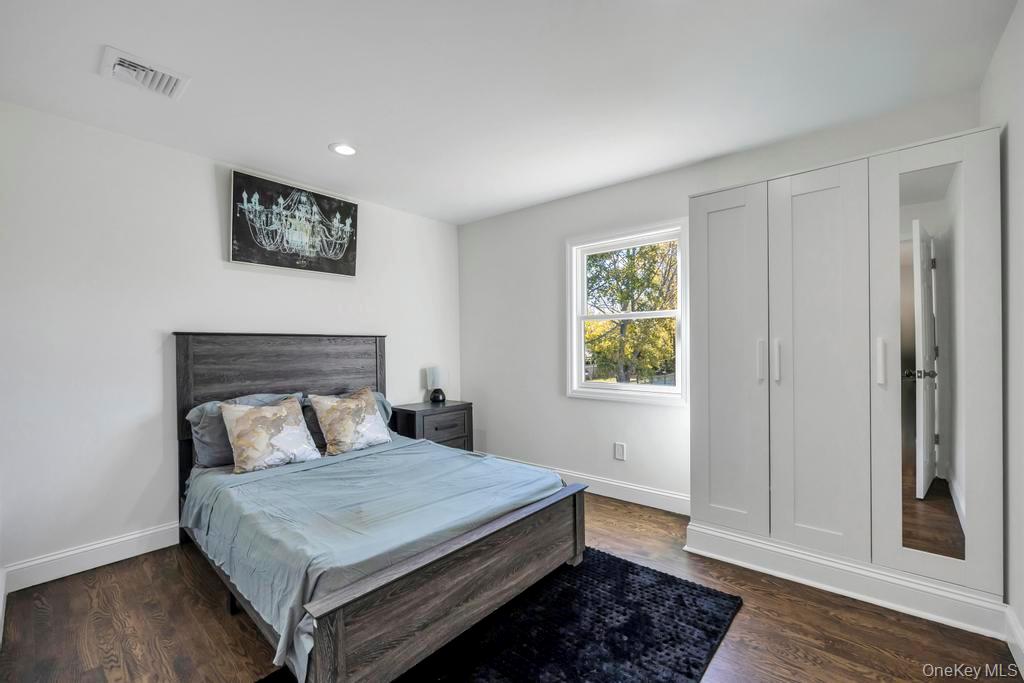 #20 photo, 60 Rollstone Avenue, West Sayville , NY 11796