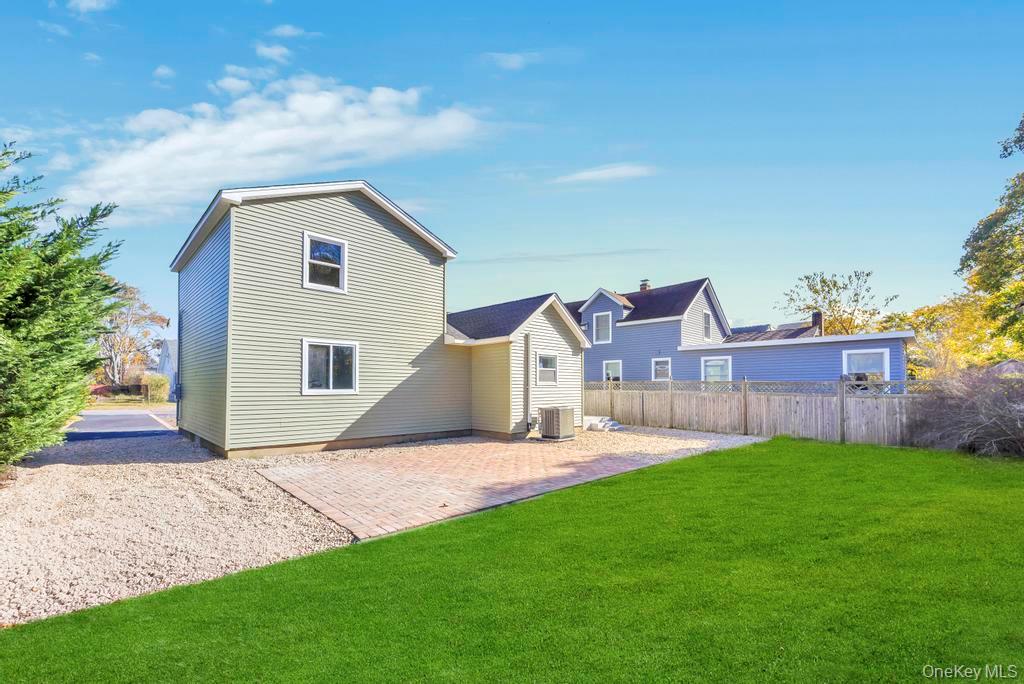 #4 photo, 60 Rollstone Avenue, West Sayville , NY 11796