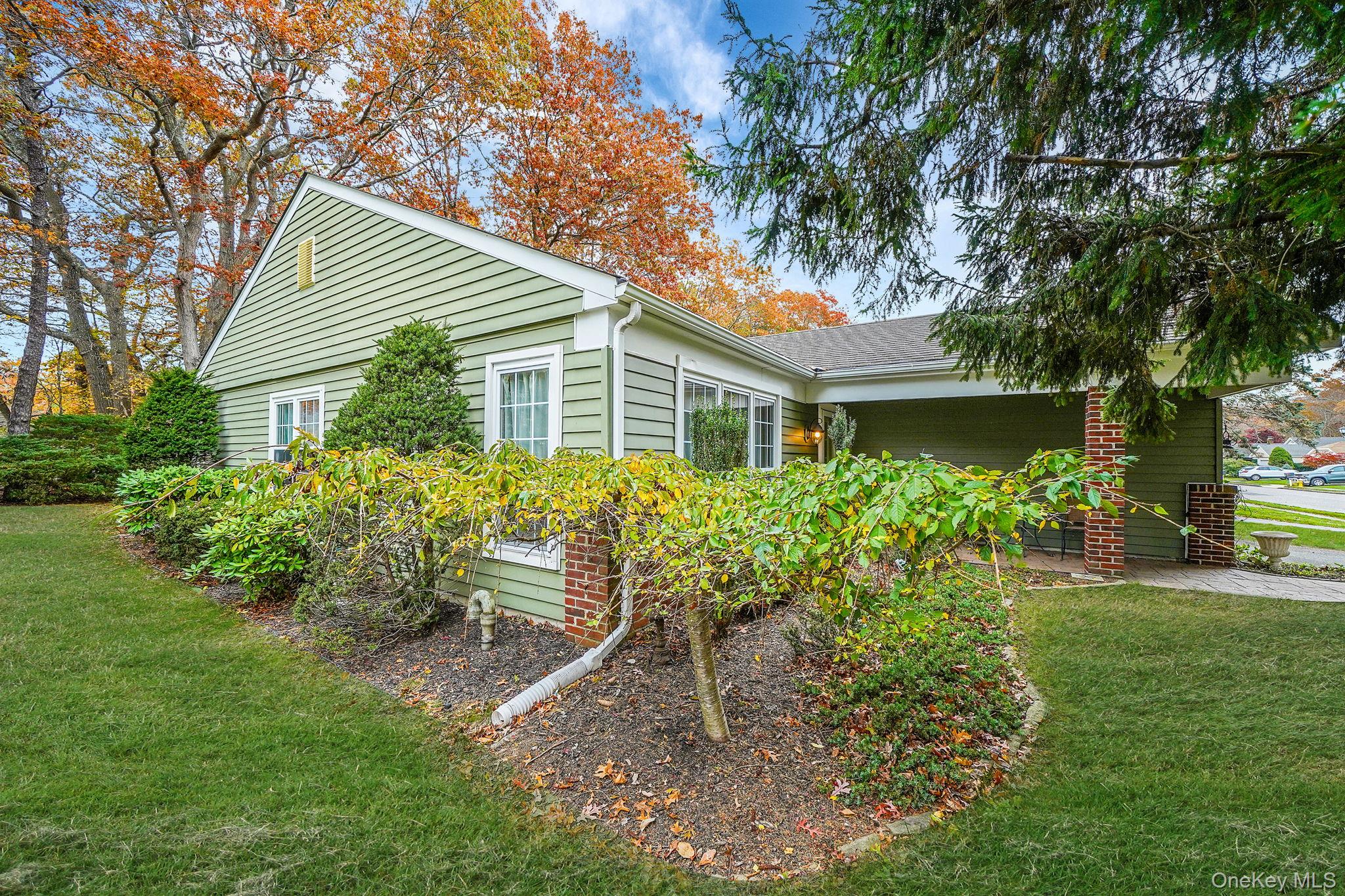 #6 photo, 202 Belfast Lane, Ridge , NY 11961