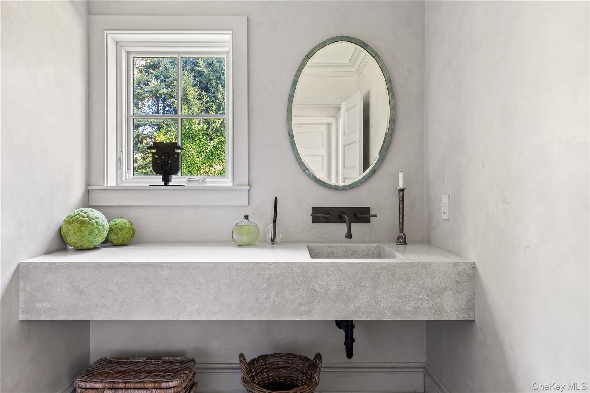 #17 photo, 25 Soundview Lane, Sands Point , NY 11050