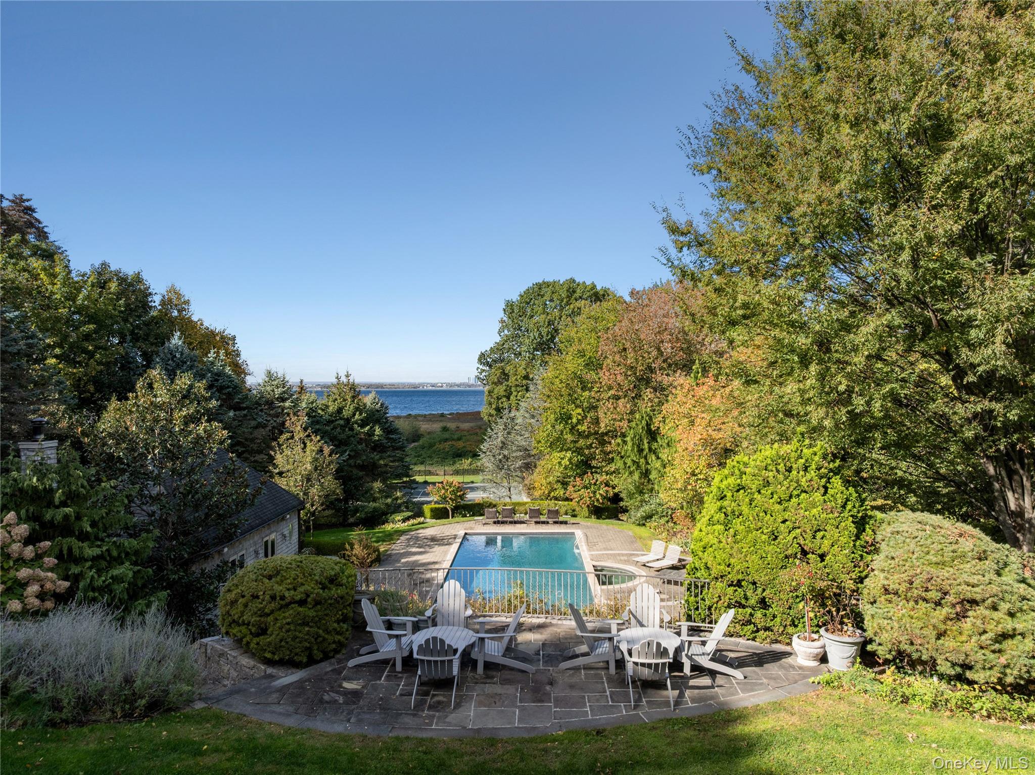 #2 photo, 25 Soundview Lane, Sands Point , NY 11050