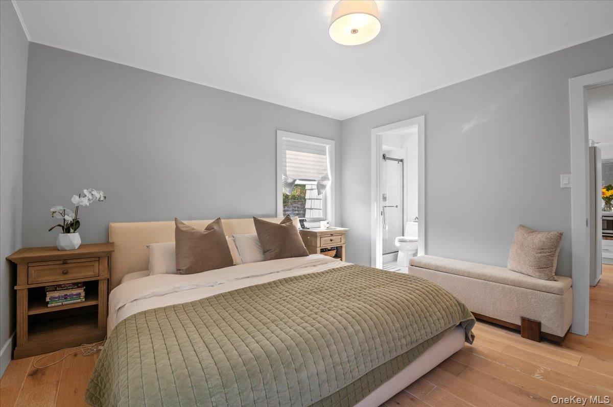 #20 photo, 19 Sideview Drive, Oyster Bay , NY 11771