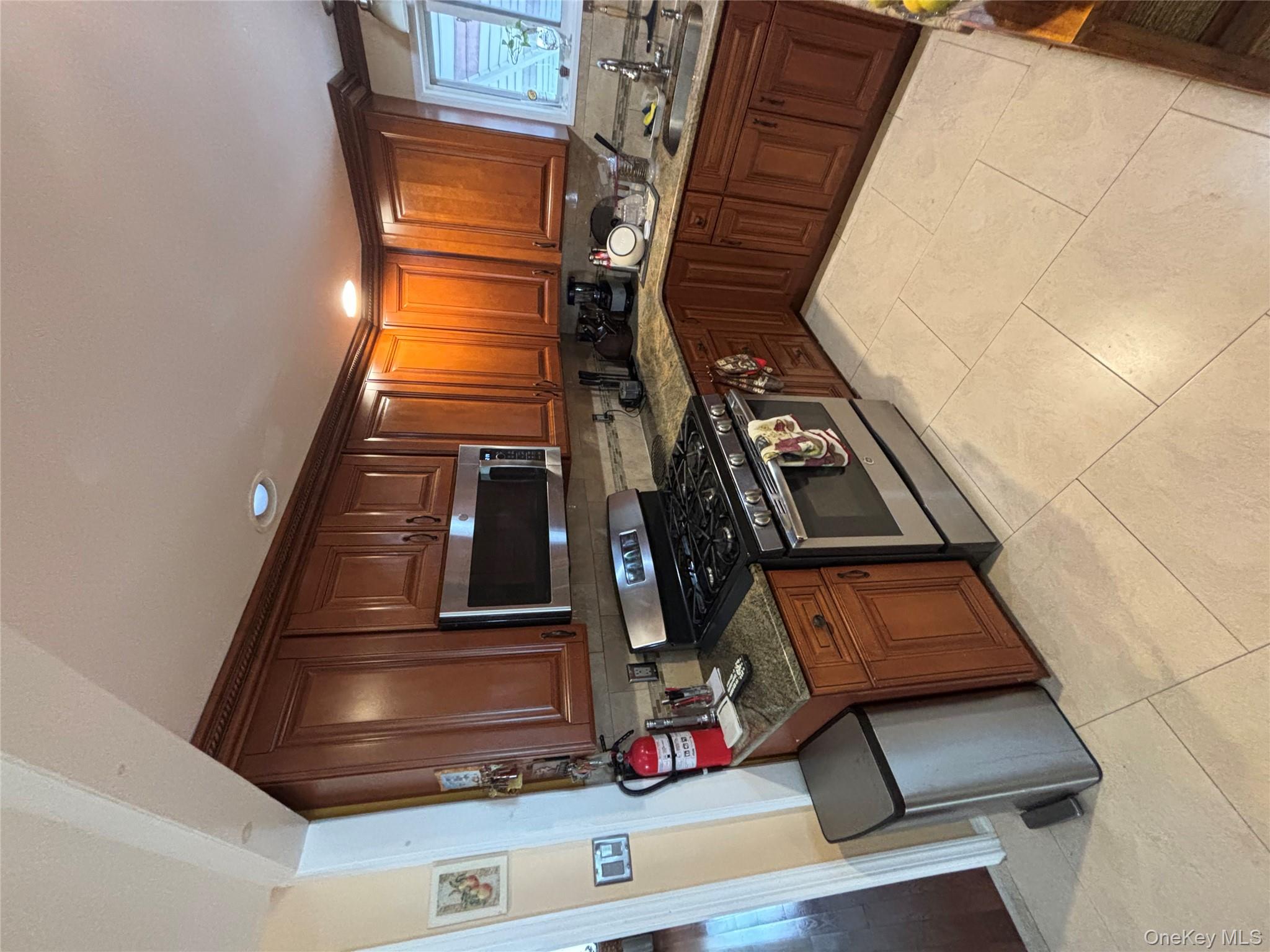 #8 photo, 188-31 Jordan Avenue, Saint Albans , NY 11412