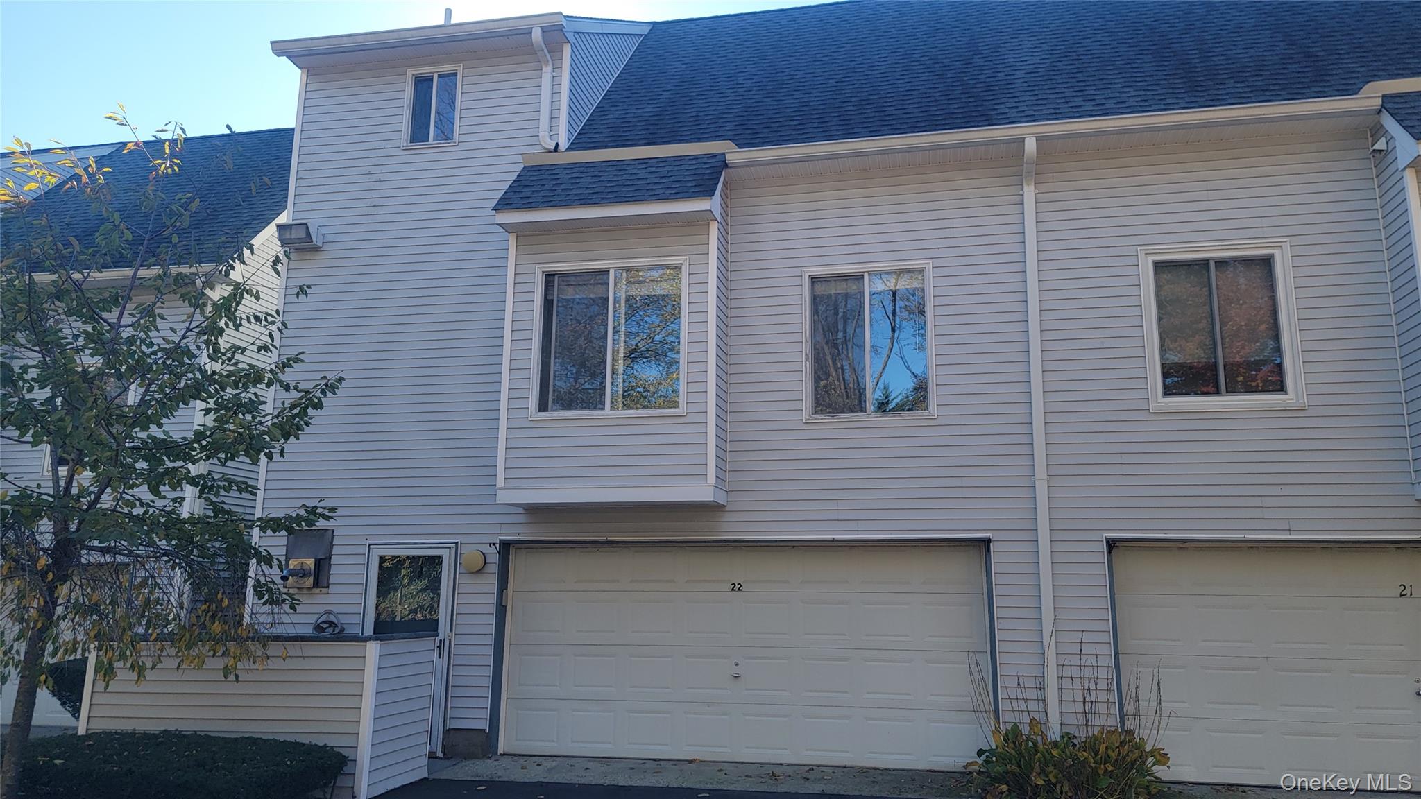 #2 photo, 3522 Gibbs Road, Coram , NY 11727