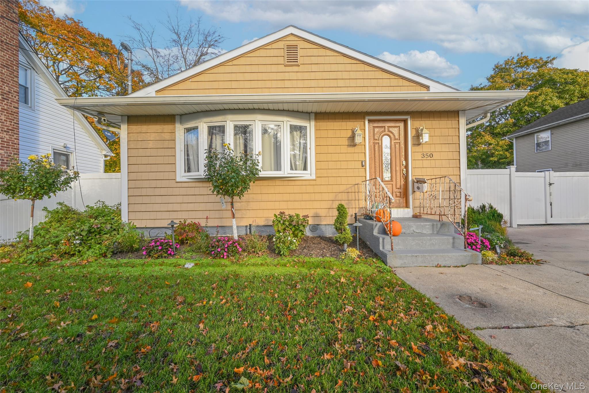 #1 photo, 350 Sheridan Street, Westbury , NY 11590