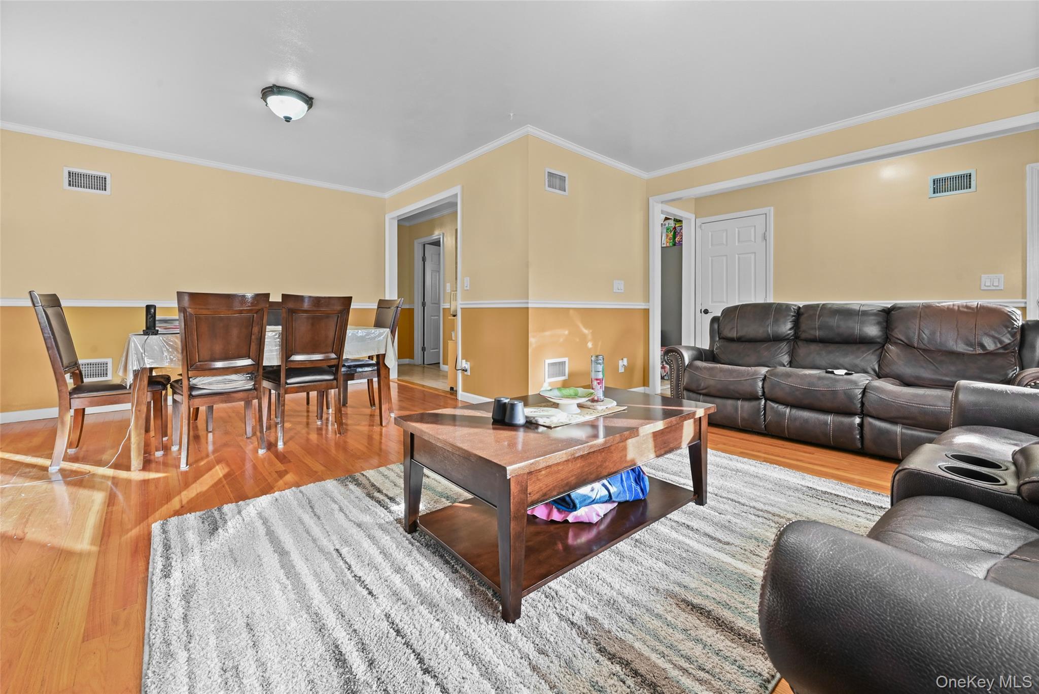 #3 photo, 350 Sheridan Street, Westbury , NY 11590