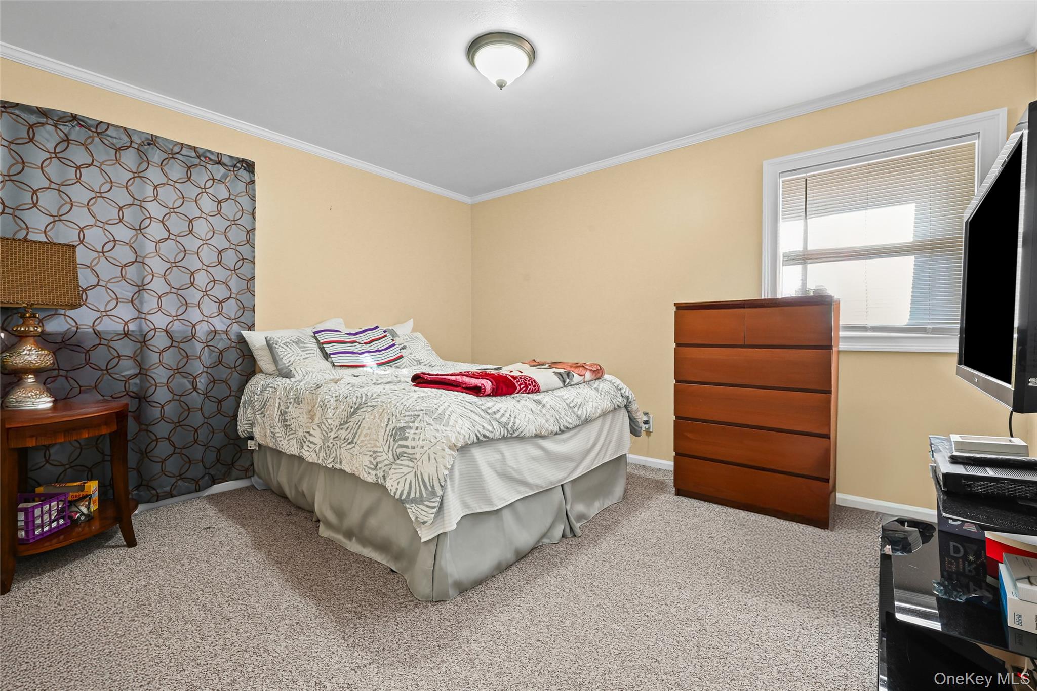 #8 photo, 350 Sheridan Street, Westbury , NY 11590