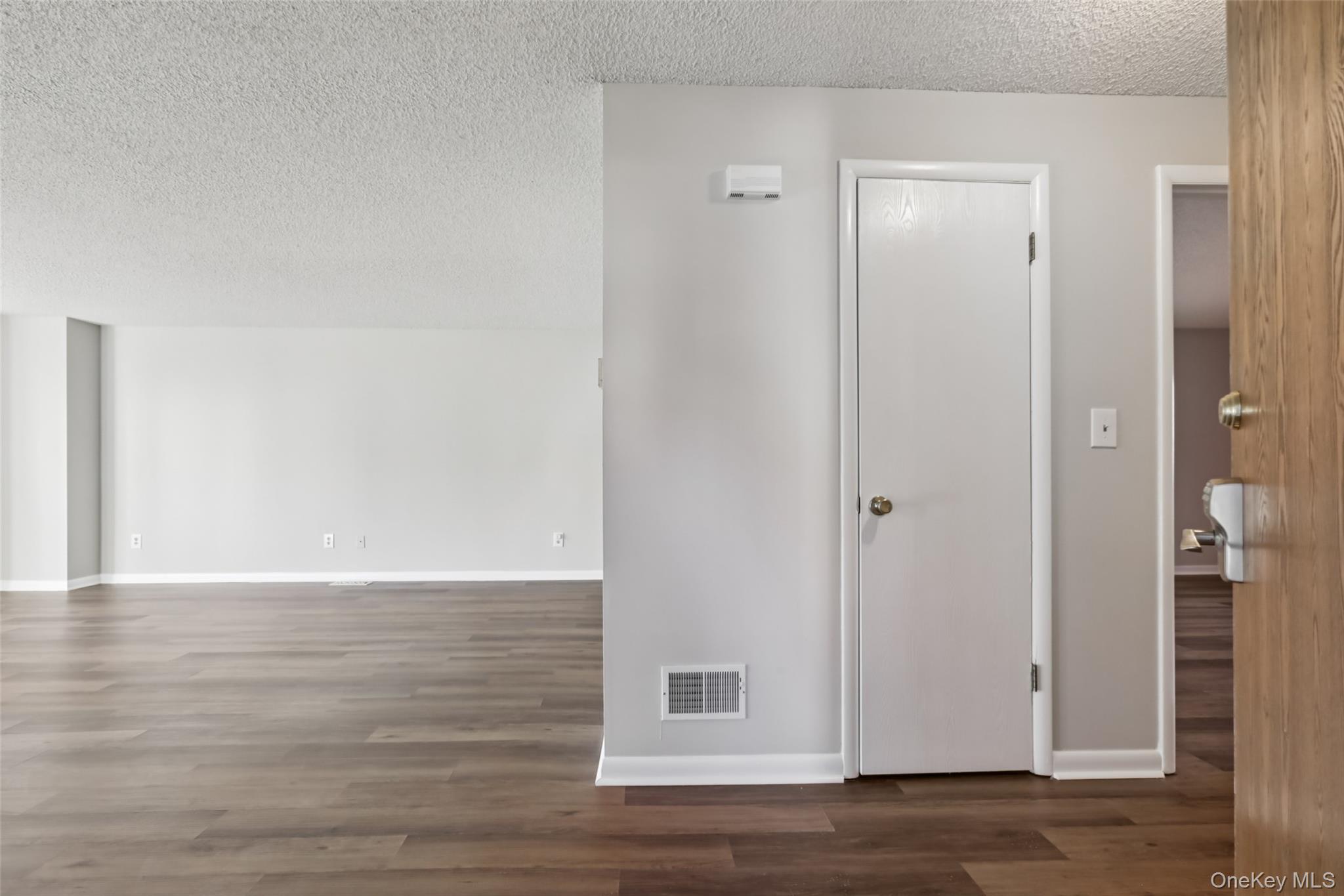 #10 photo, 25 Vista Drive, Nanuet , NY 10954