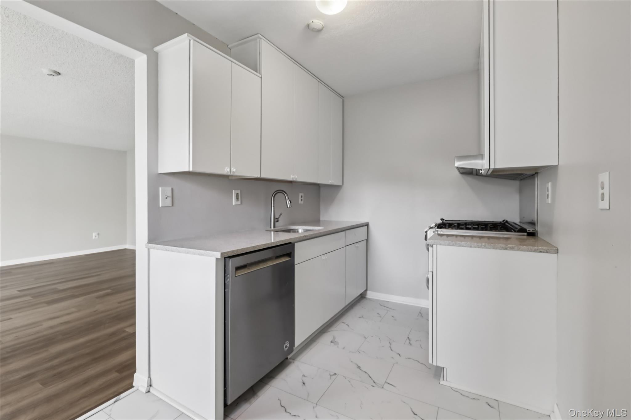 #11 photo, 25 Vista Drive, Nanuet , NY 10954