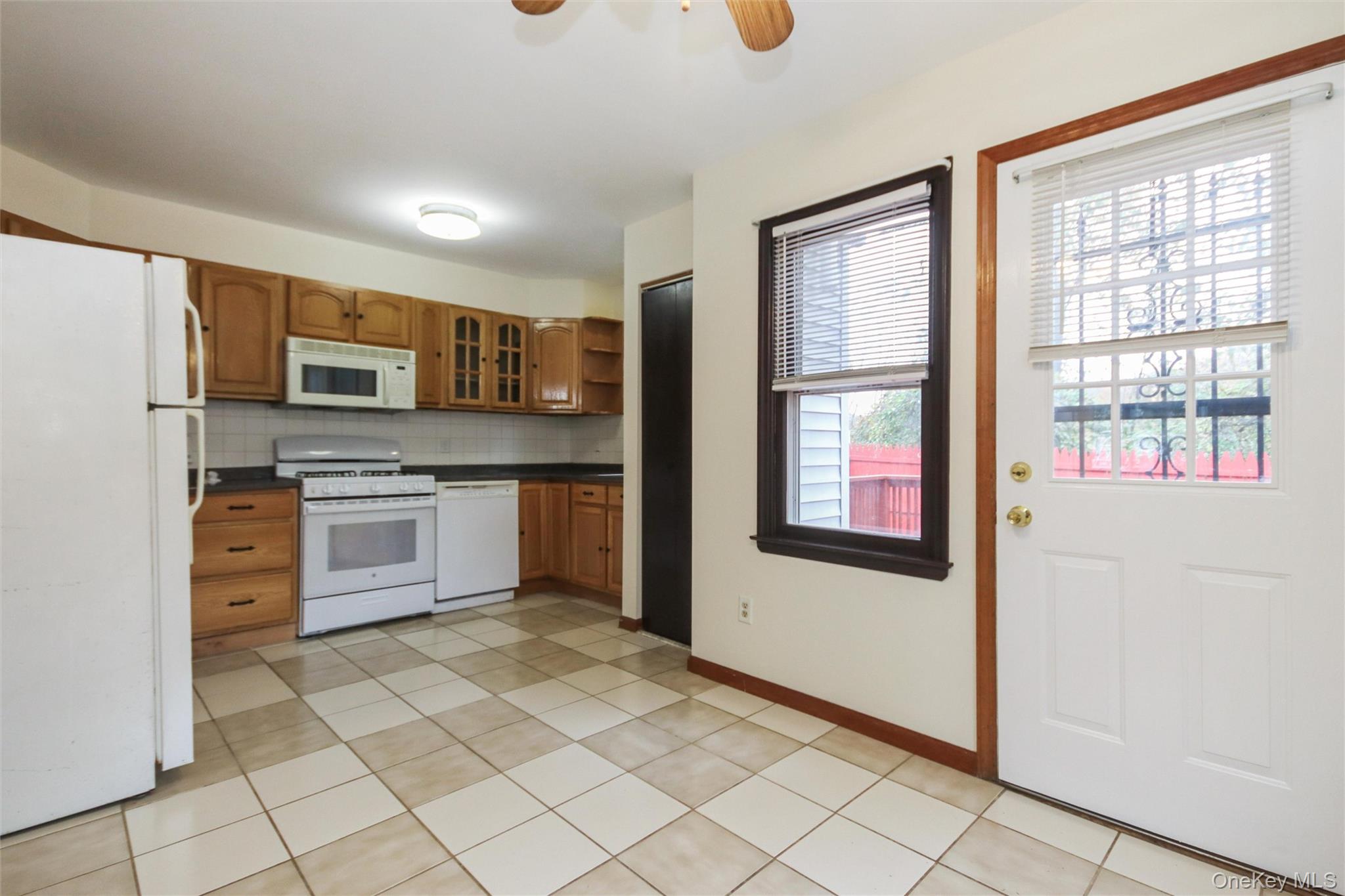 #12 photo, 24 Greenhouse Lane, Poughkeepsie , NY 12603