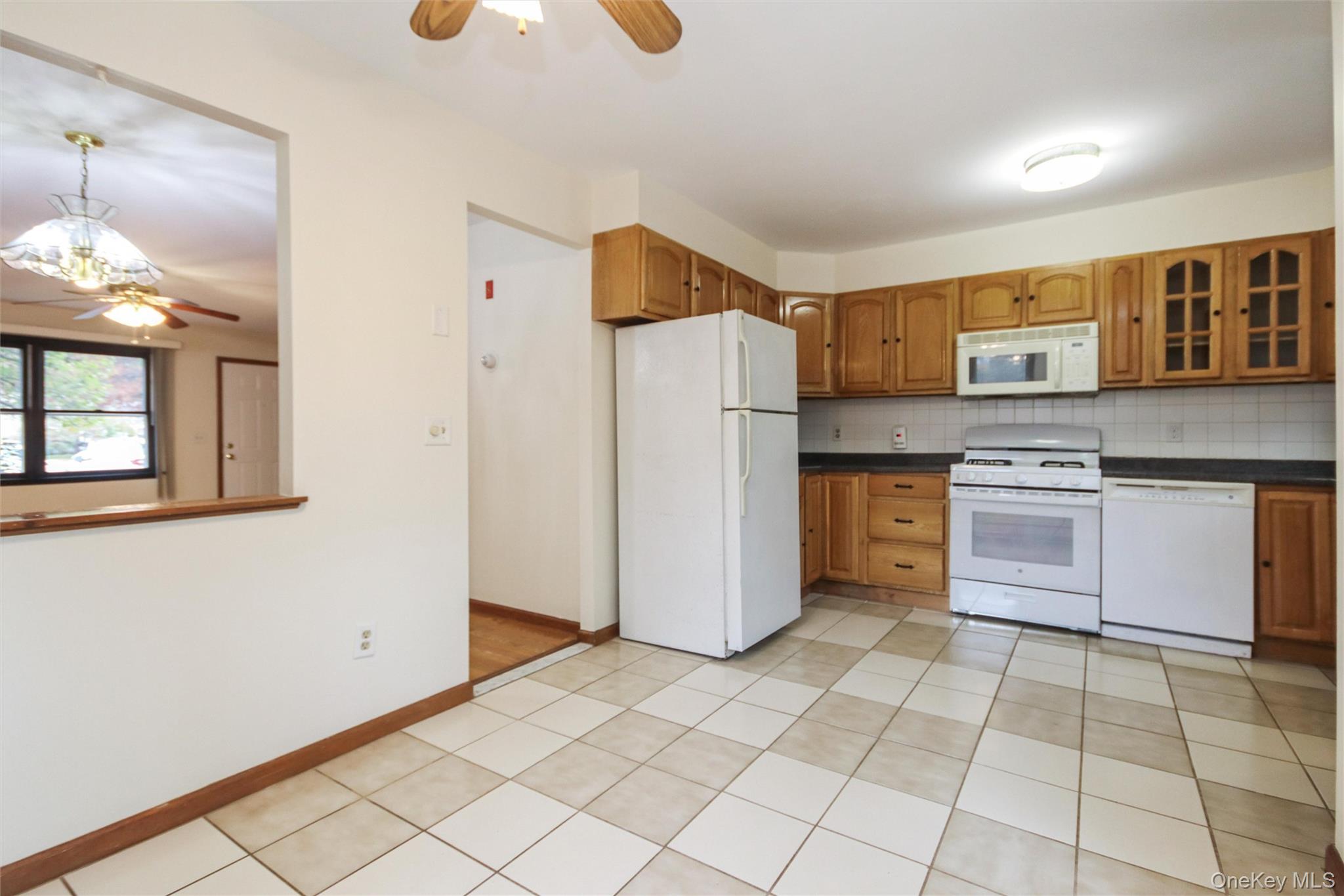 #14 photo, 24 Greenhouse Lane, Poughkeepsie , NY 12603