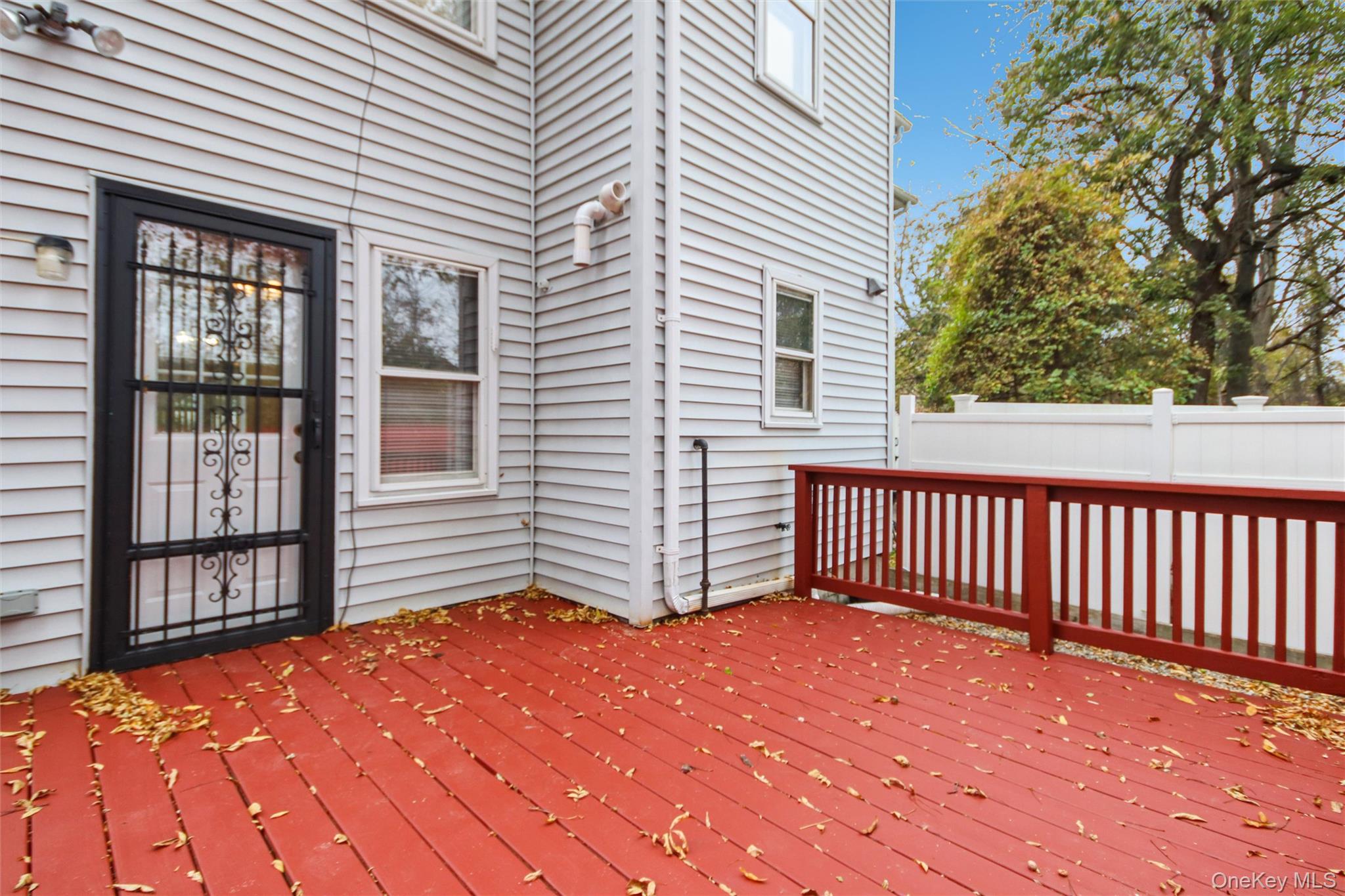 #4 photo, 24 Greenhouse Lane, Poughkeepsie , NY 12603