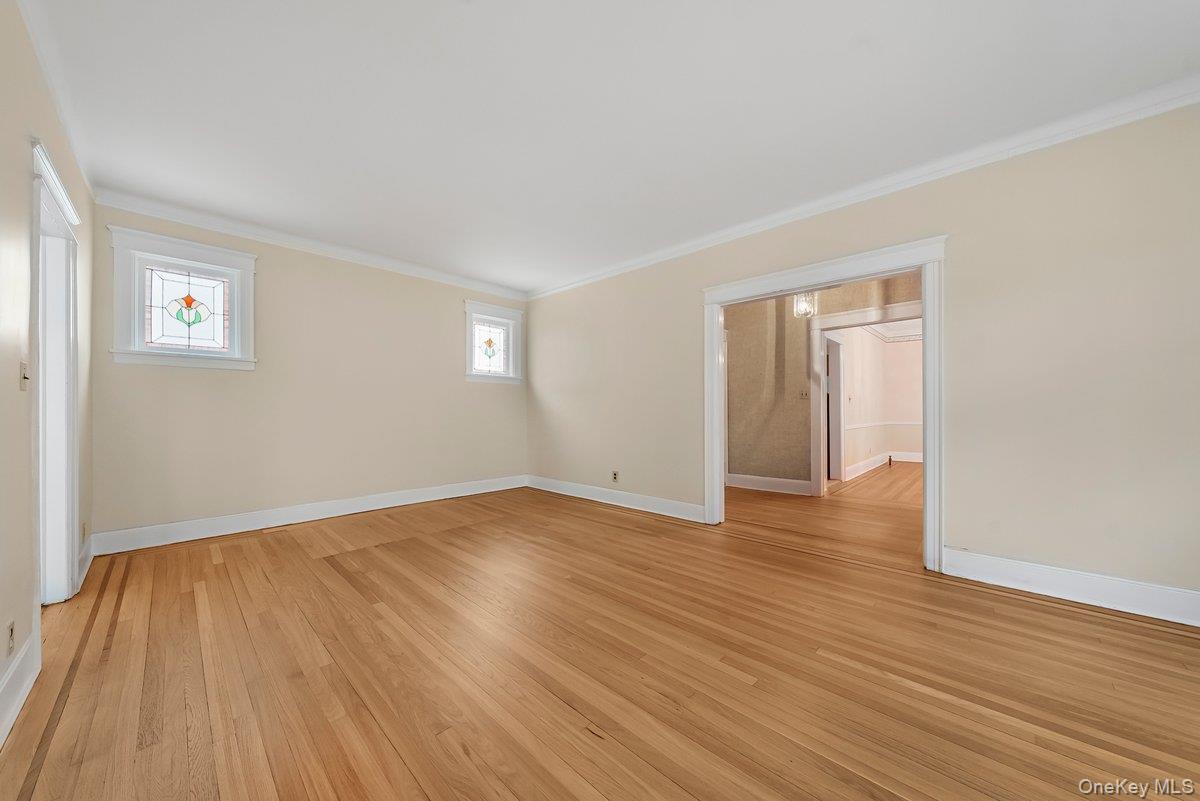 #14 photo, 215 East 235th Street, Bronx , NY 10470