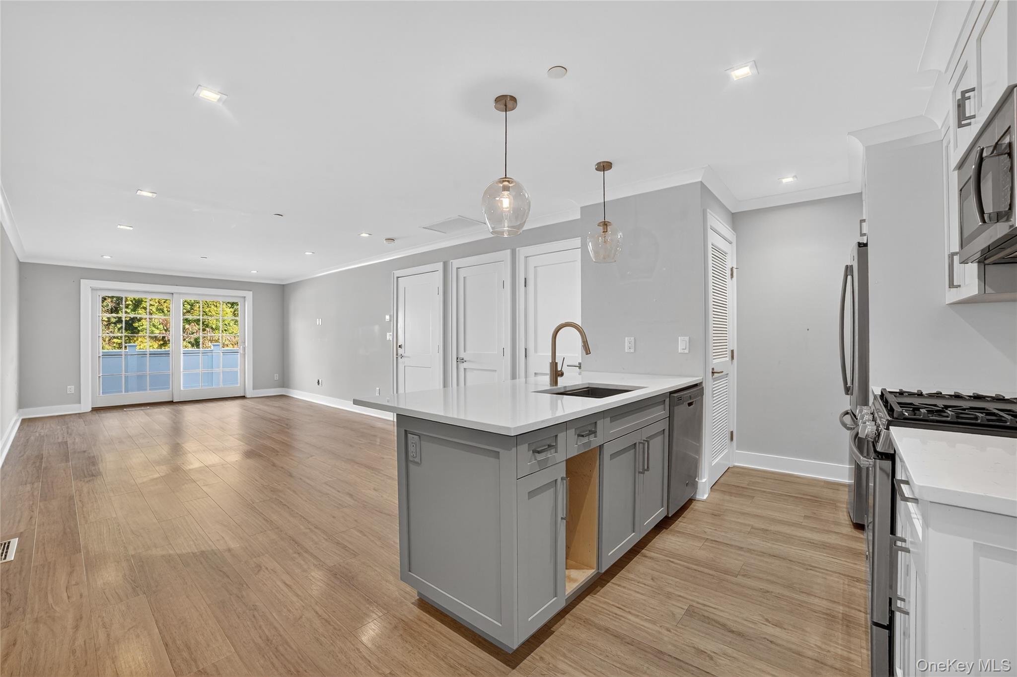 #6 photo, 470 Main Street, Armonk , NY 10504