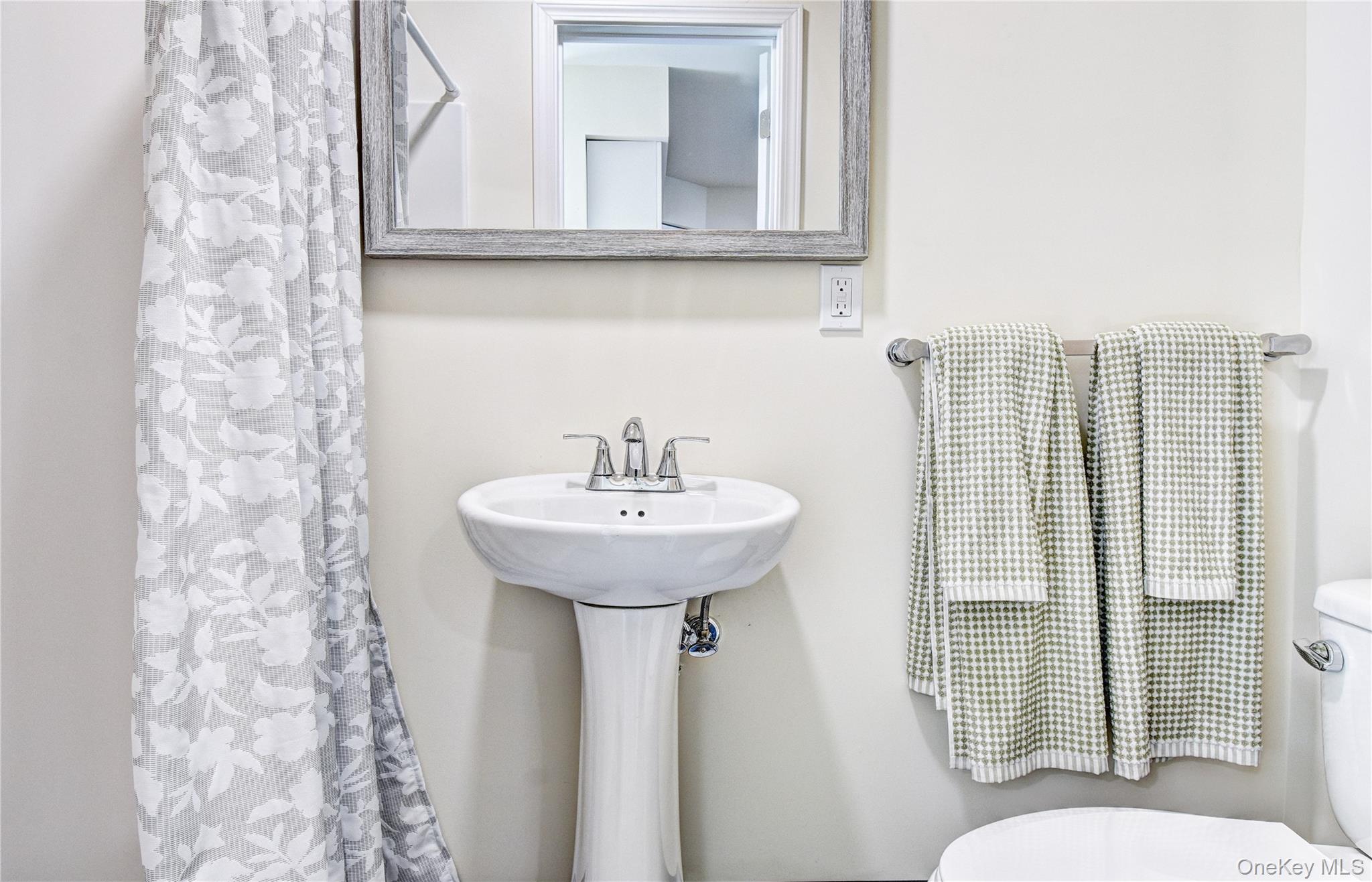 #17 photo, 39 LEVY Place, Saugerties , NY 12477