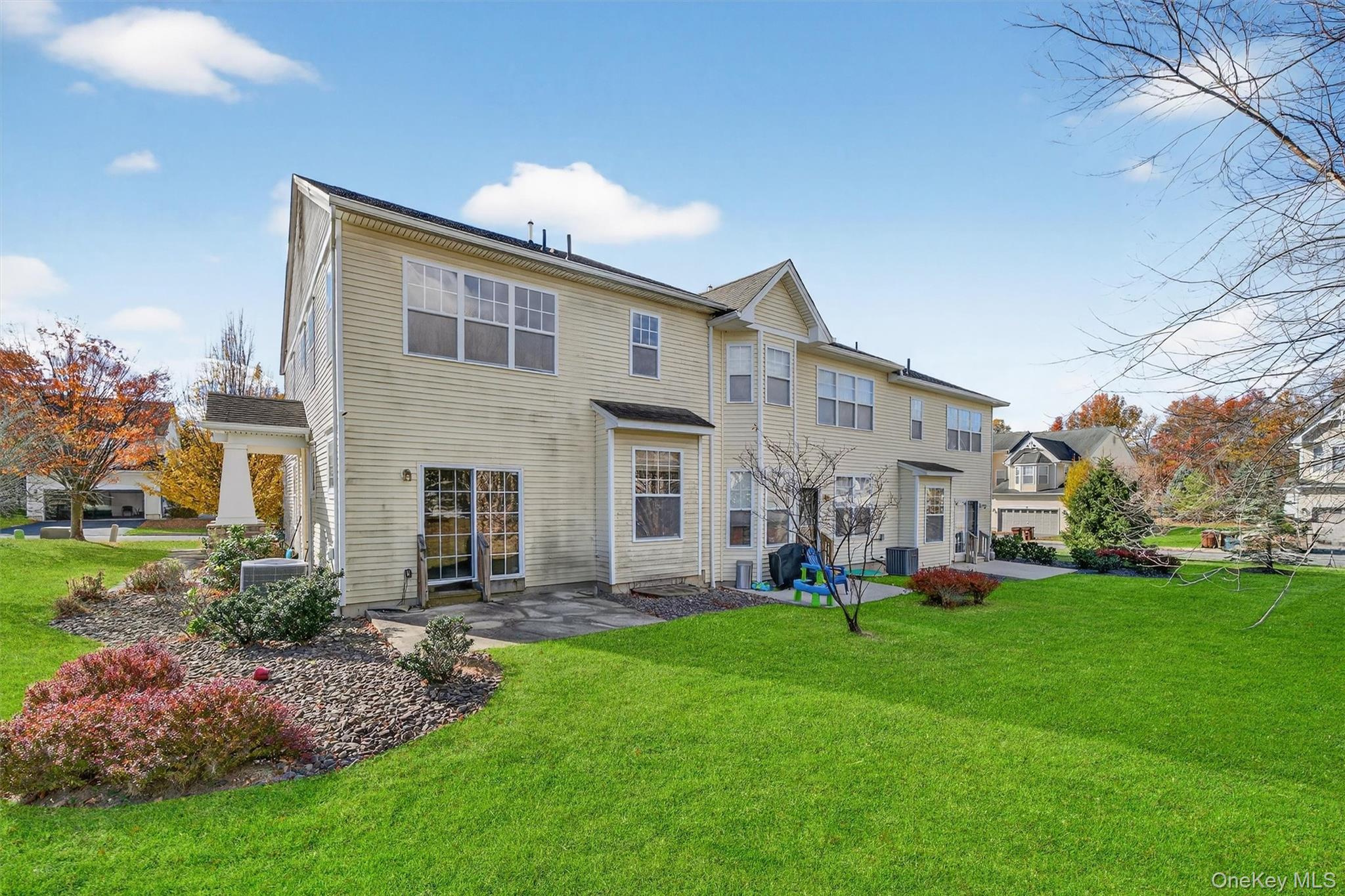 #5 photo, 5 Cobblestone Lane, Middletown , NY 10940