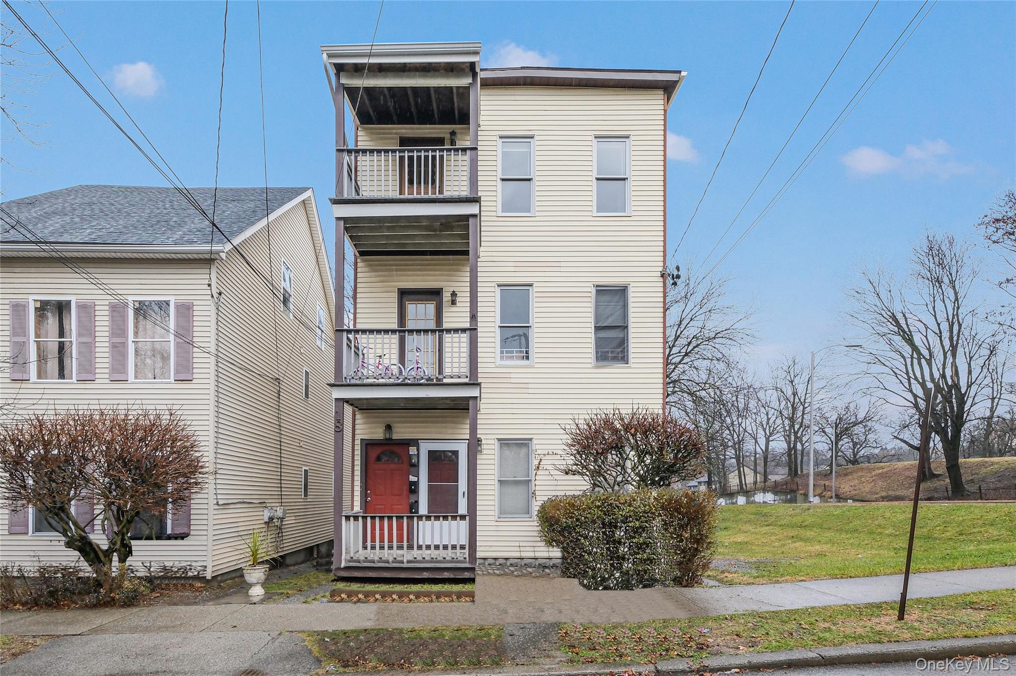 #1 photo, 18 Center Street, Poughkeepsie , NY 12601
