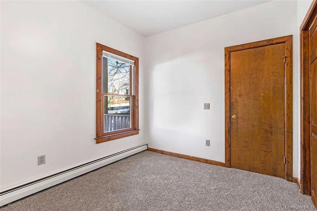 #8 photo, 18 Center Street, Poughkeepsie , NY 12601