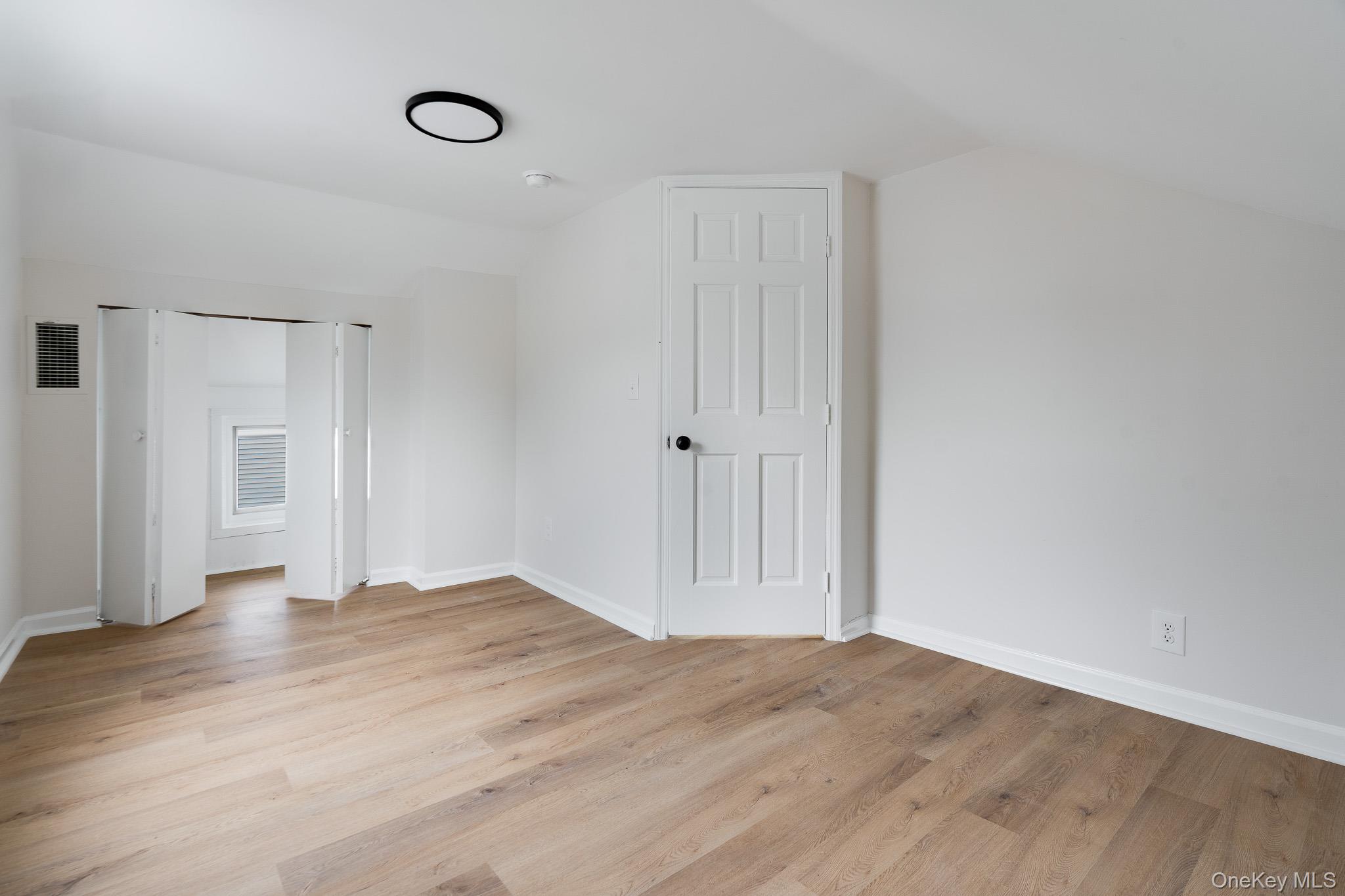 #12 photo, 7 Oak Street, Brewster , NY 10509