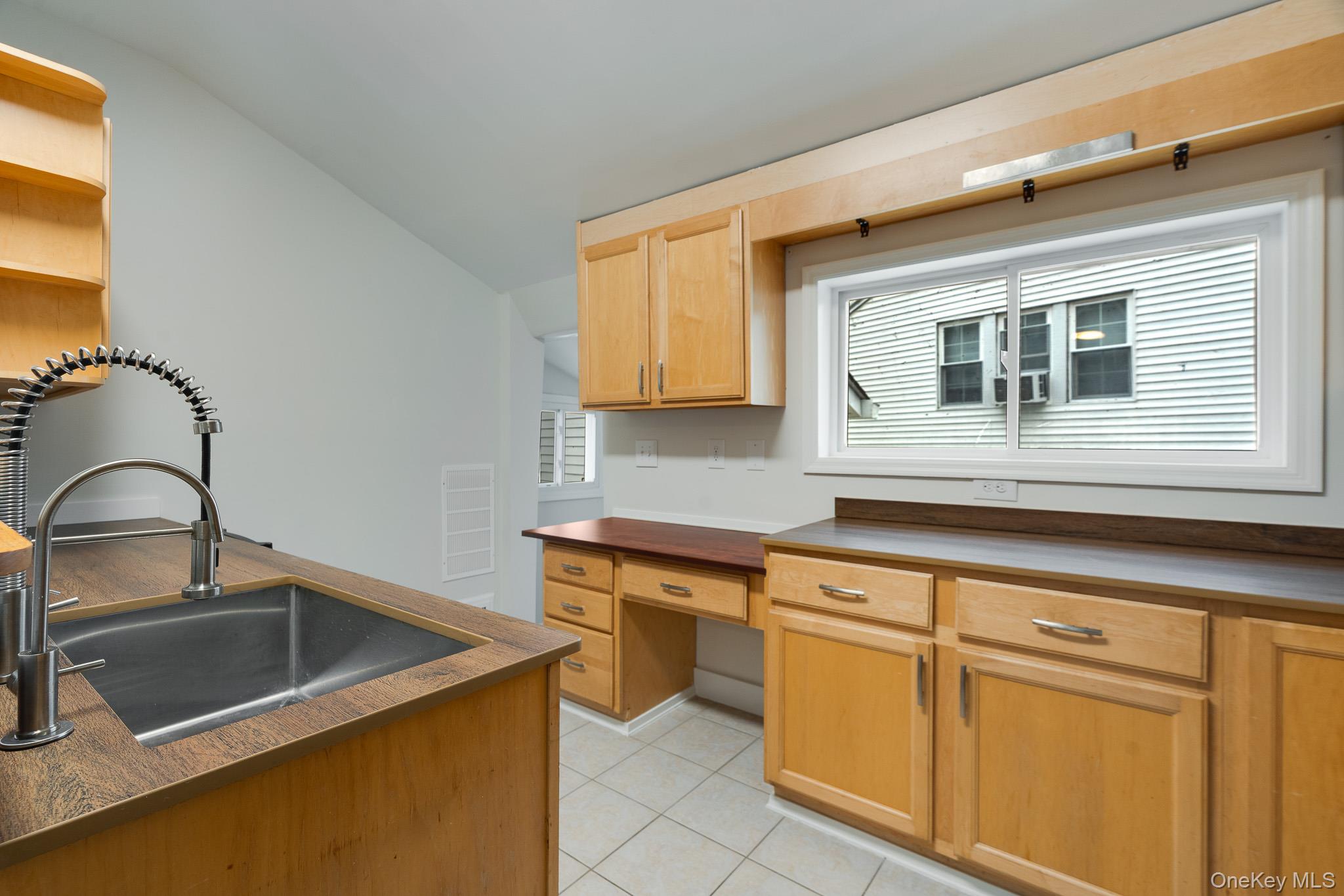 #9 photo, 7 Oak Street, Brewster , NY 10509