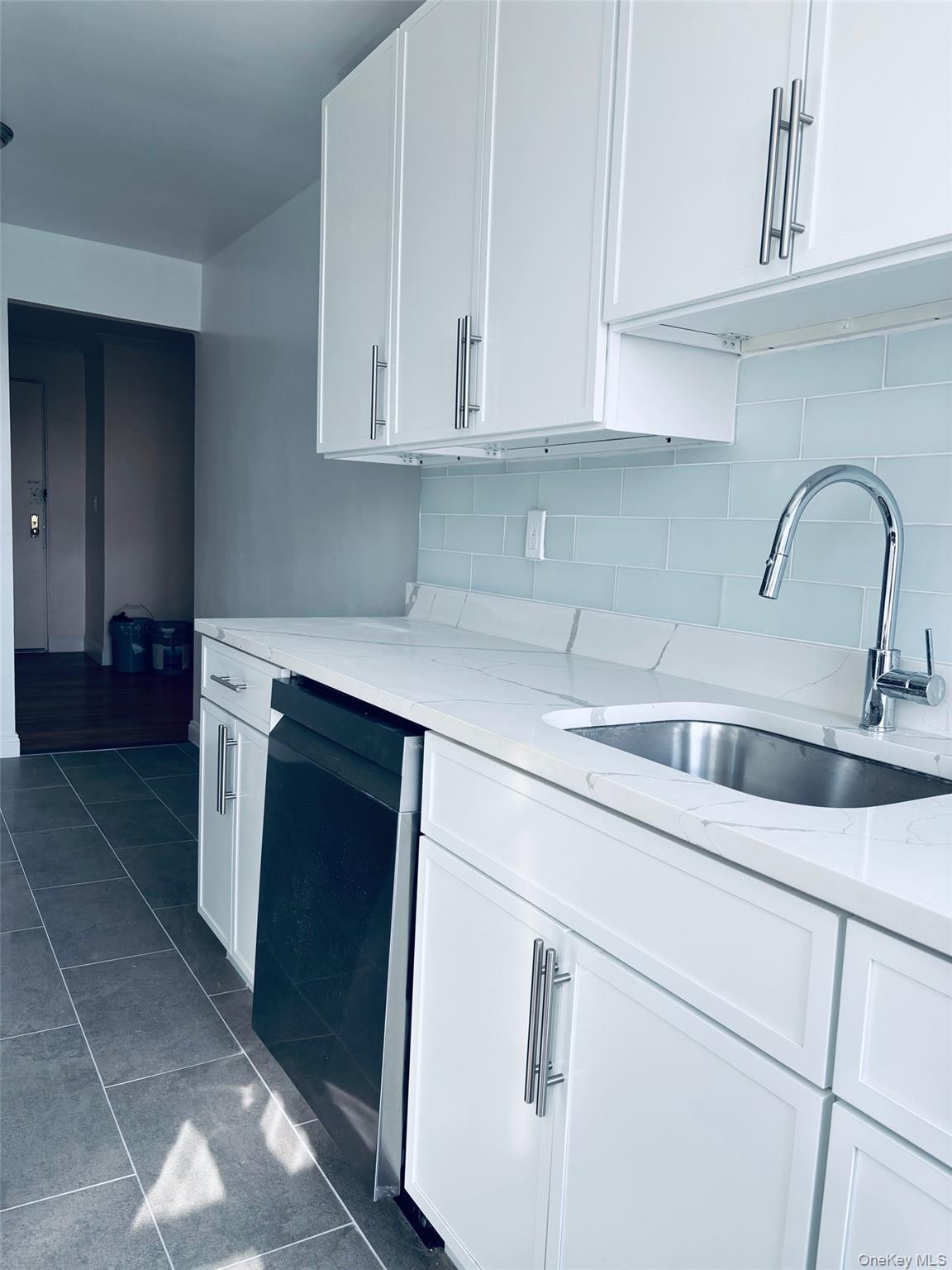 #5 photo, 1304 Midland Avenue, Yonkers , NY 10704