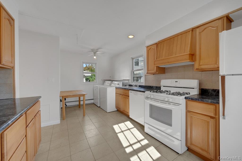 #9 photo, 24 Magnolia Place, Bronx , NY 10465