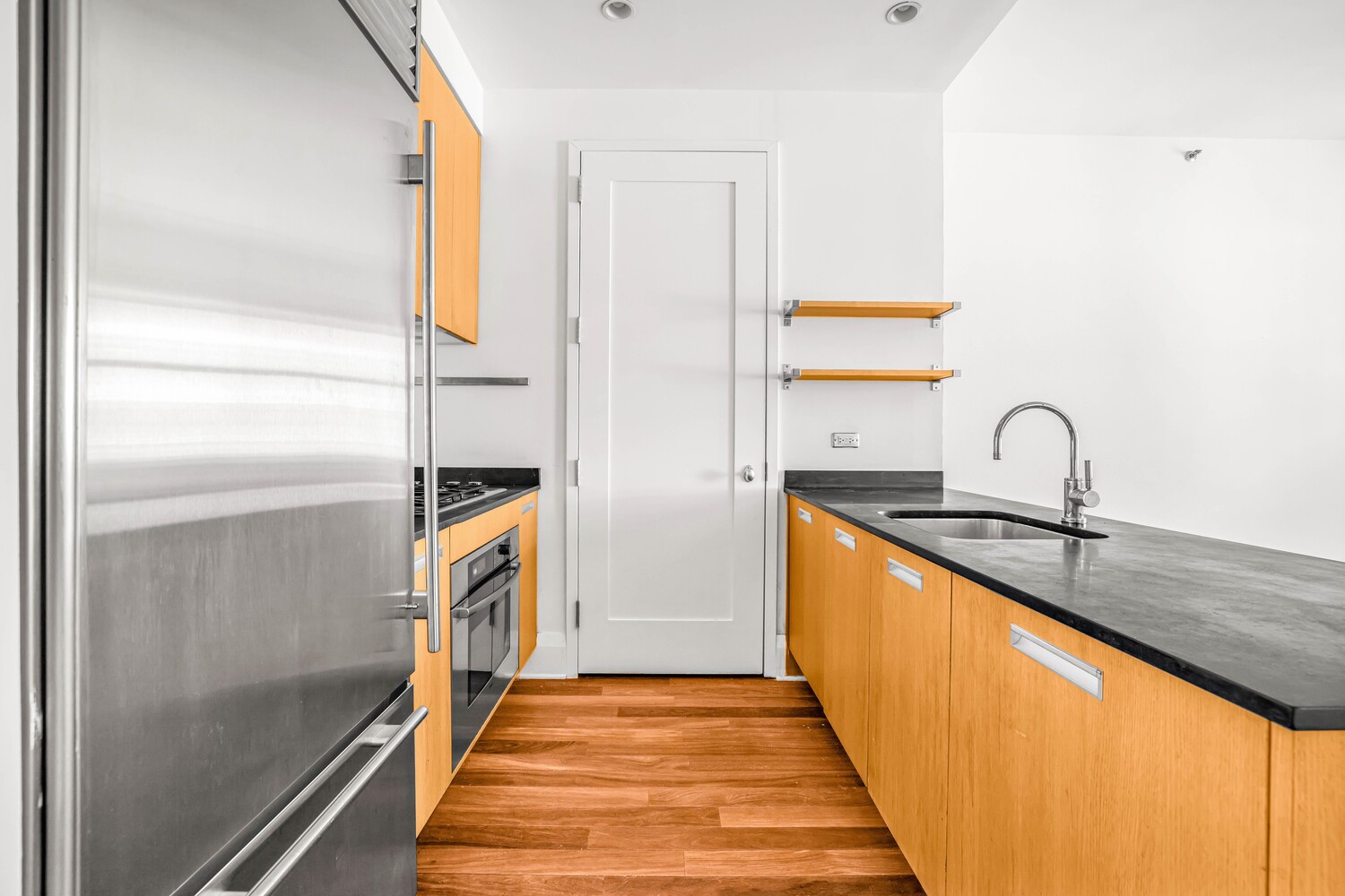 #5 photo, 71 NASSAU Street, Fulton/Seaport , NY 10038