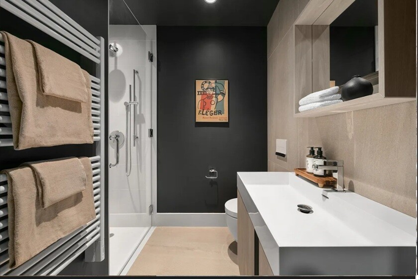 #13 photo, 298 E 2ND Street, East Village , NY 10009