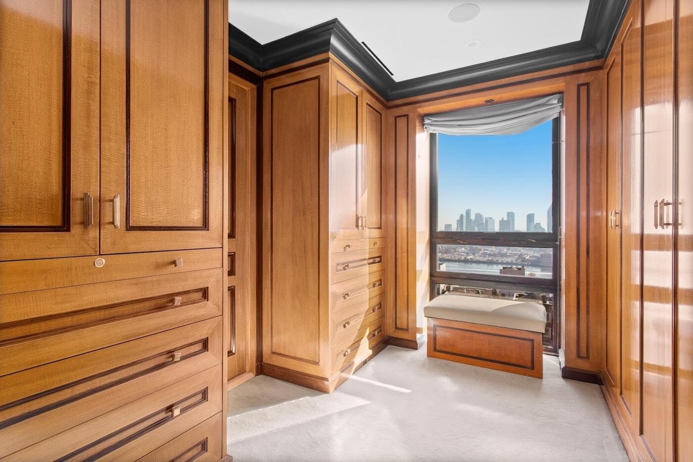 #14 photo, New York City, Sutton Place , NY 10022