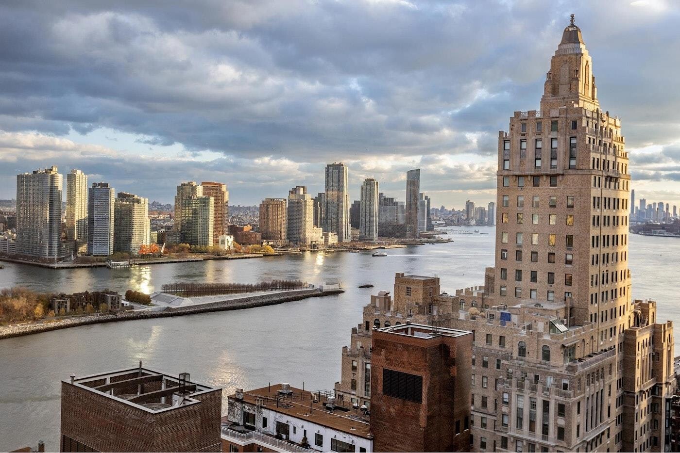 #20 photo, New York City, Sutton Place , NY 10022