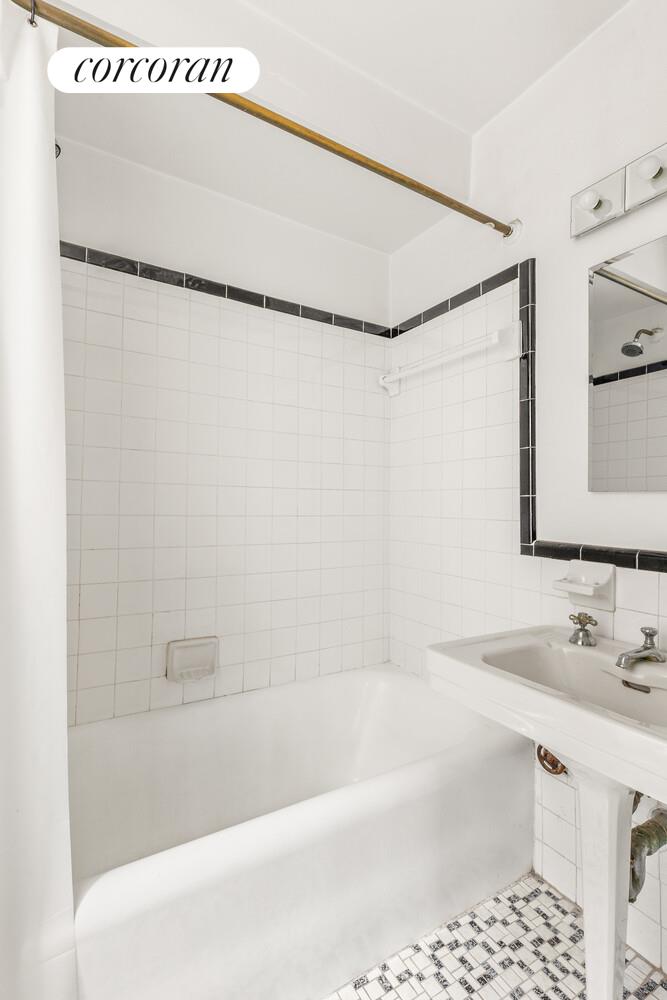 #4 photo, 310 RIVERSIDE Drive, Upper West Side , NY 10025