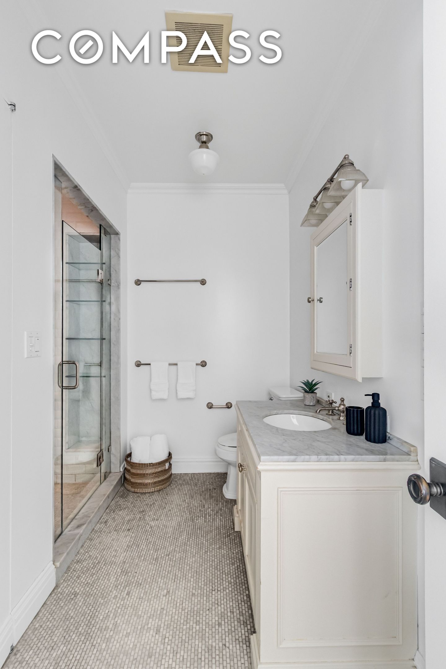 #10 photo, 324 W 83rd Street, Upper West Side , NY 10024