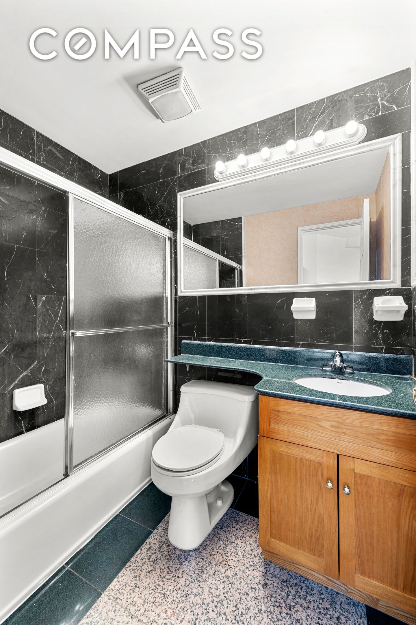 #6 photo, 62 Rivington Street, Lower East Side , NY 10002