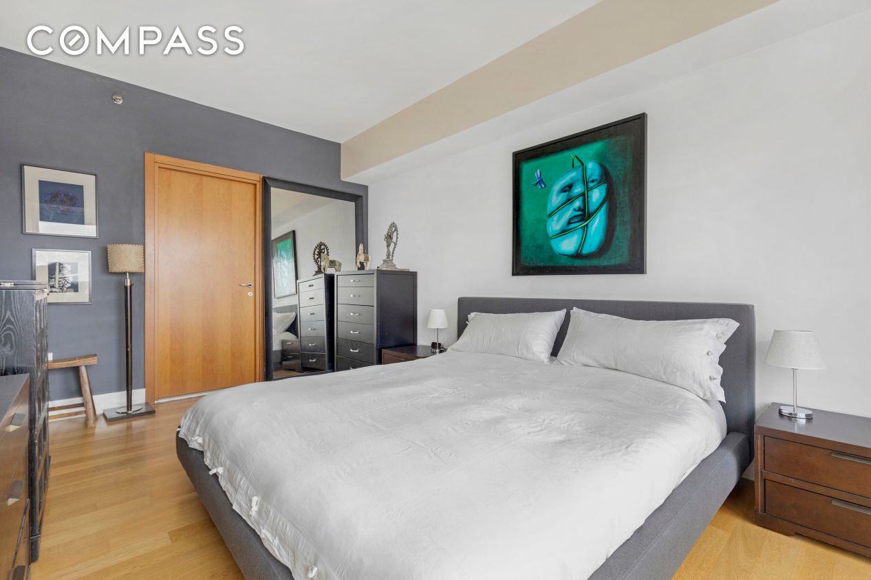 #6 photo, Brooklyn, Williamsburg , NY 11249