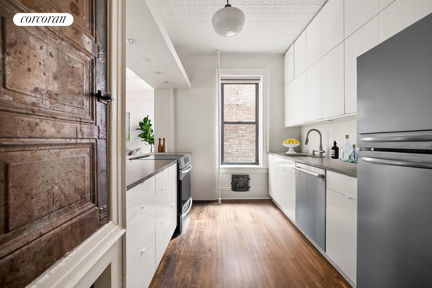 #4 photo, 147 PROSPECT Park SW, Windsor Terrace , NY 11218