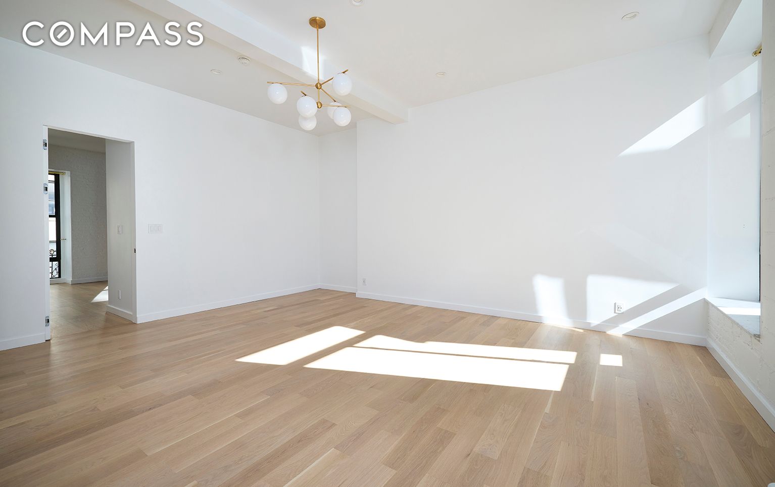 #10 photo, 23 E 10th Street, Greenwich Village , NY 10003